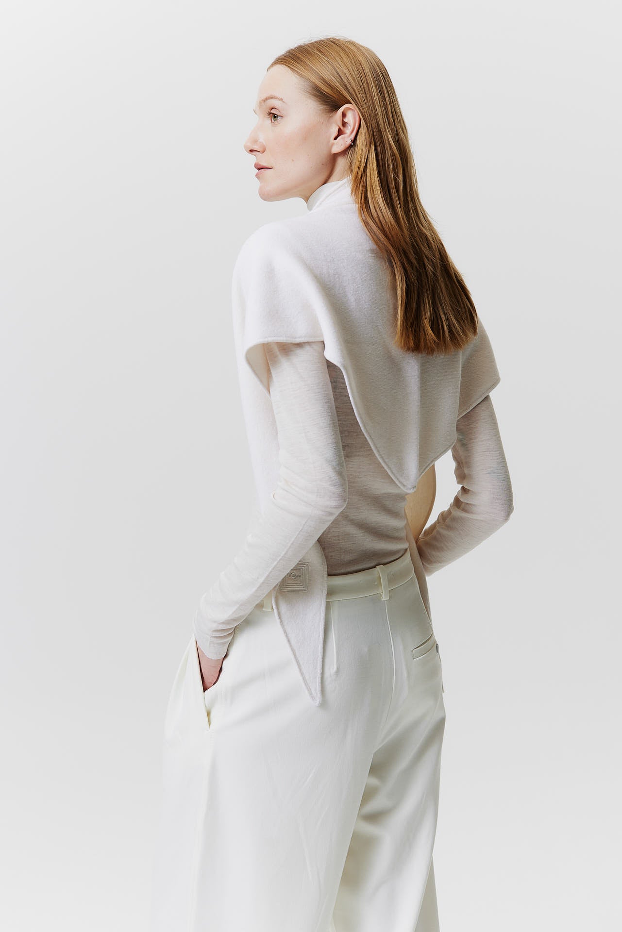 Cashmere Fine Triangle Off-White