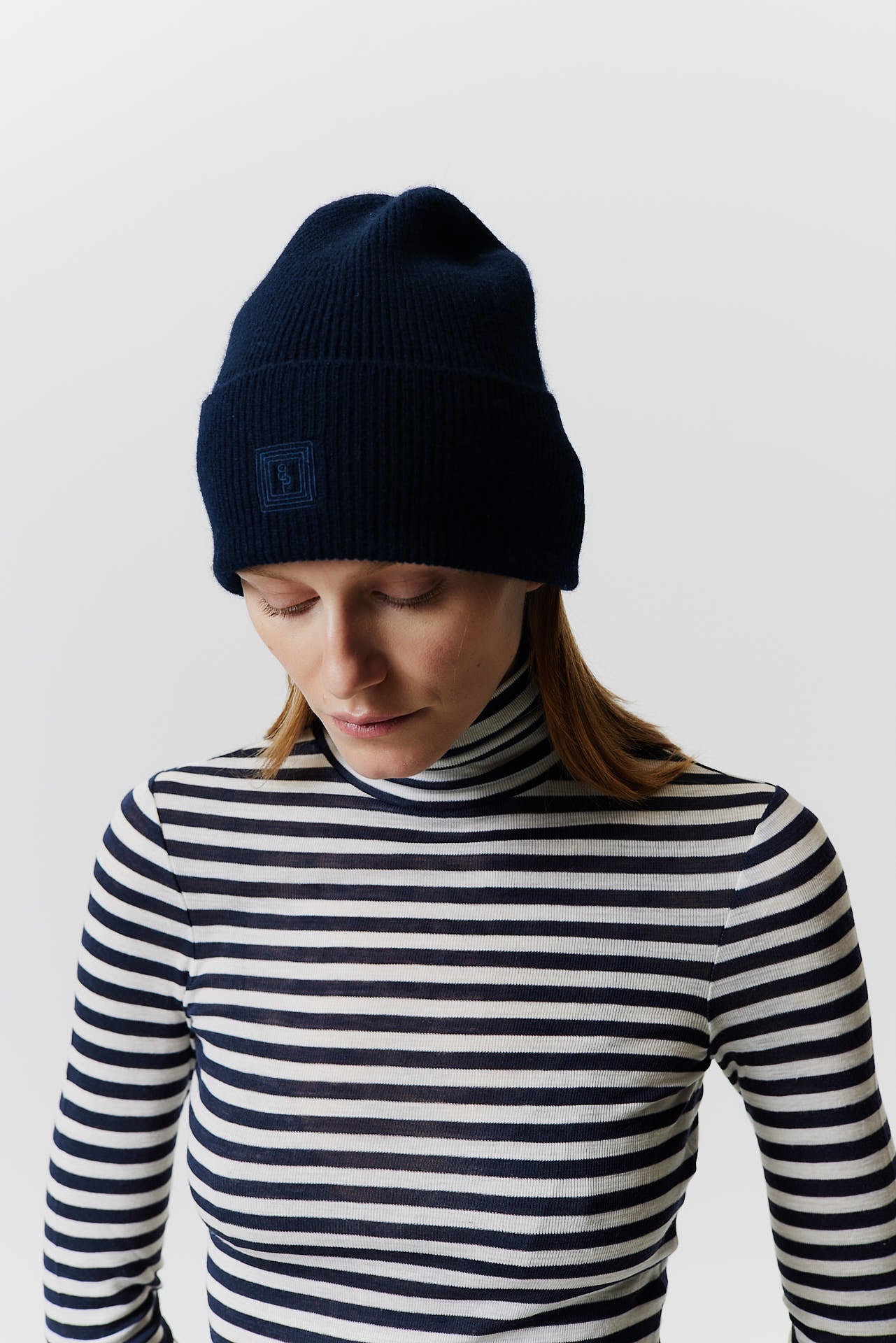 Cashmere Classic Beanie Dark Blue