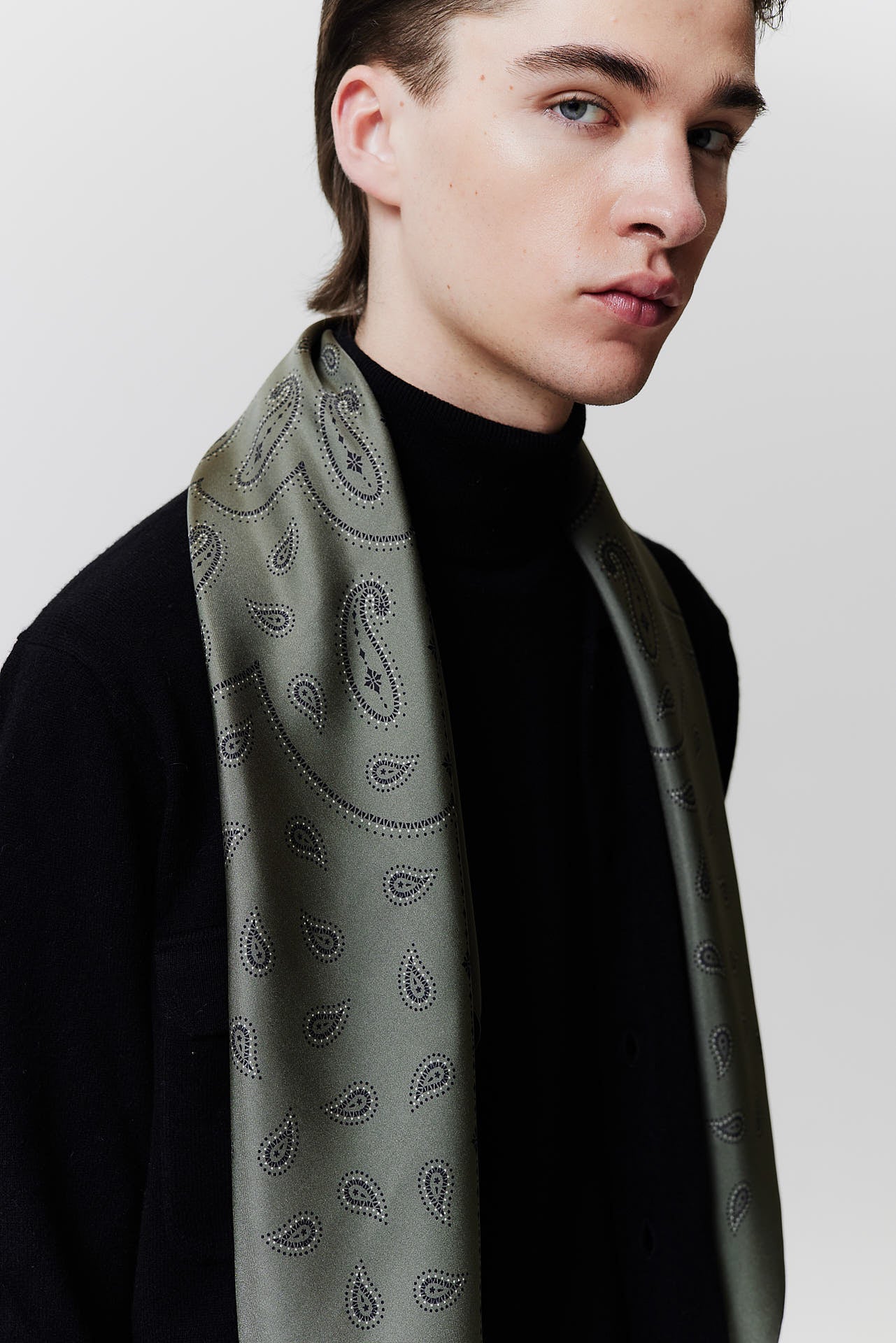 Silk Scarf Paisley 90 Forest