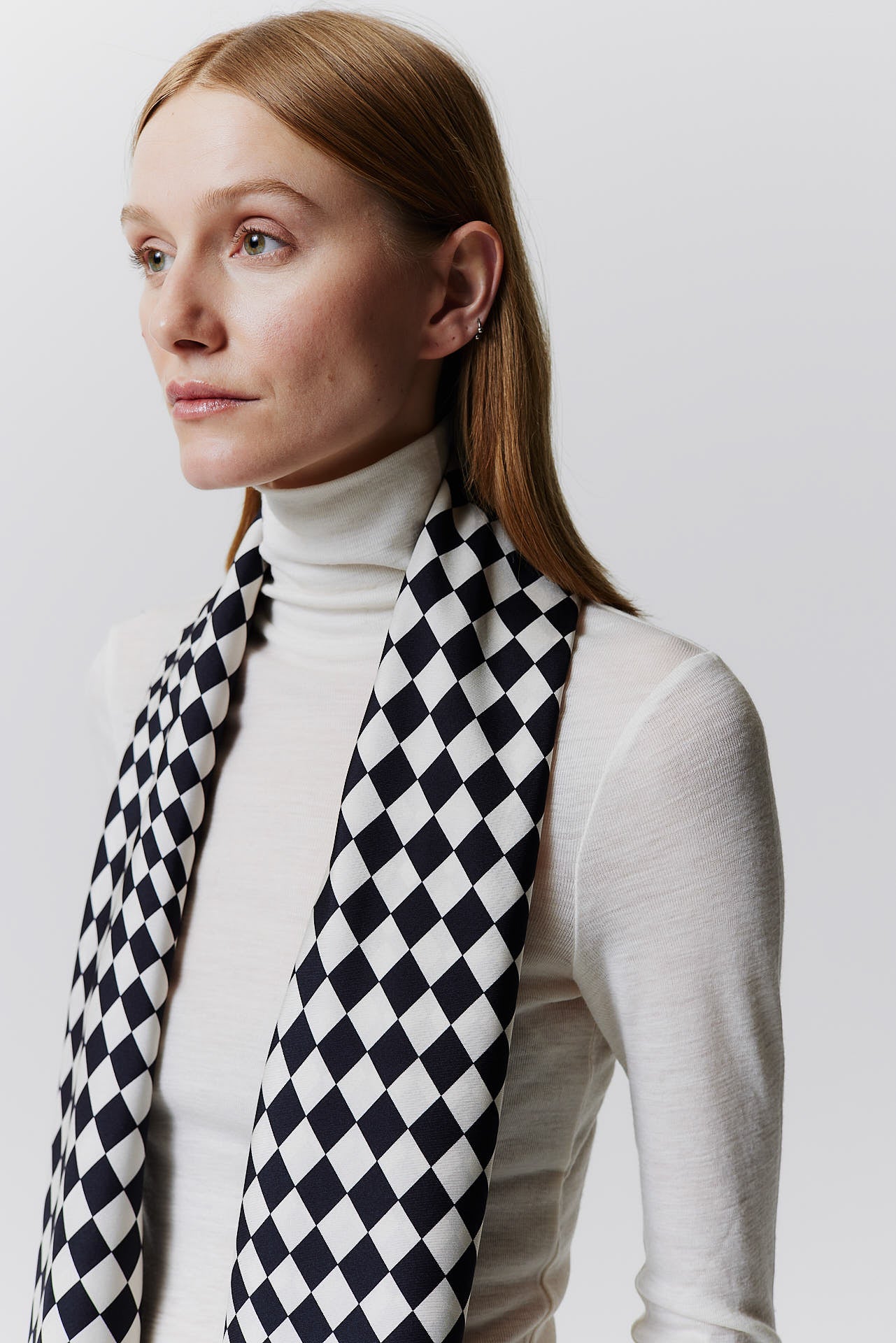 Silk Scarf Illusion 123 Black