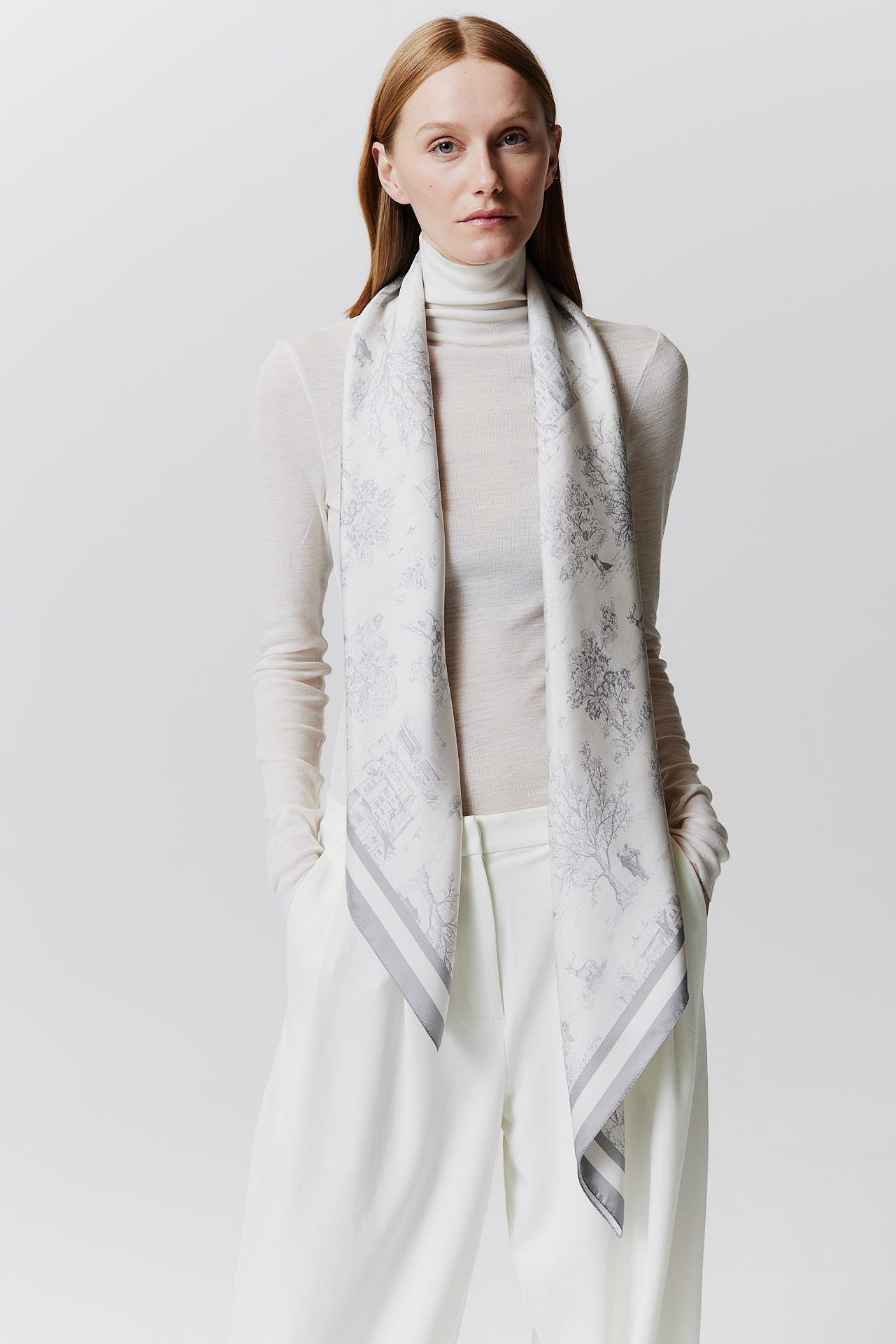 Silk Scarf Toile Valentine 123 Grey