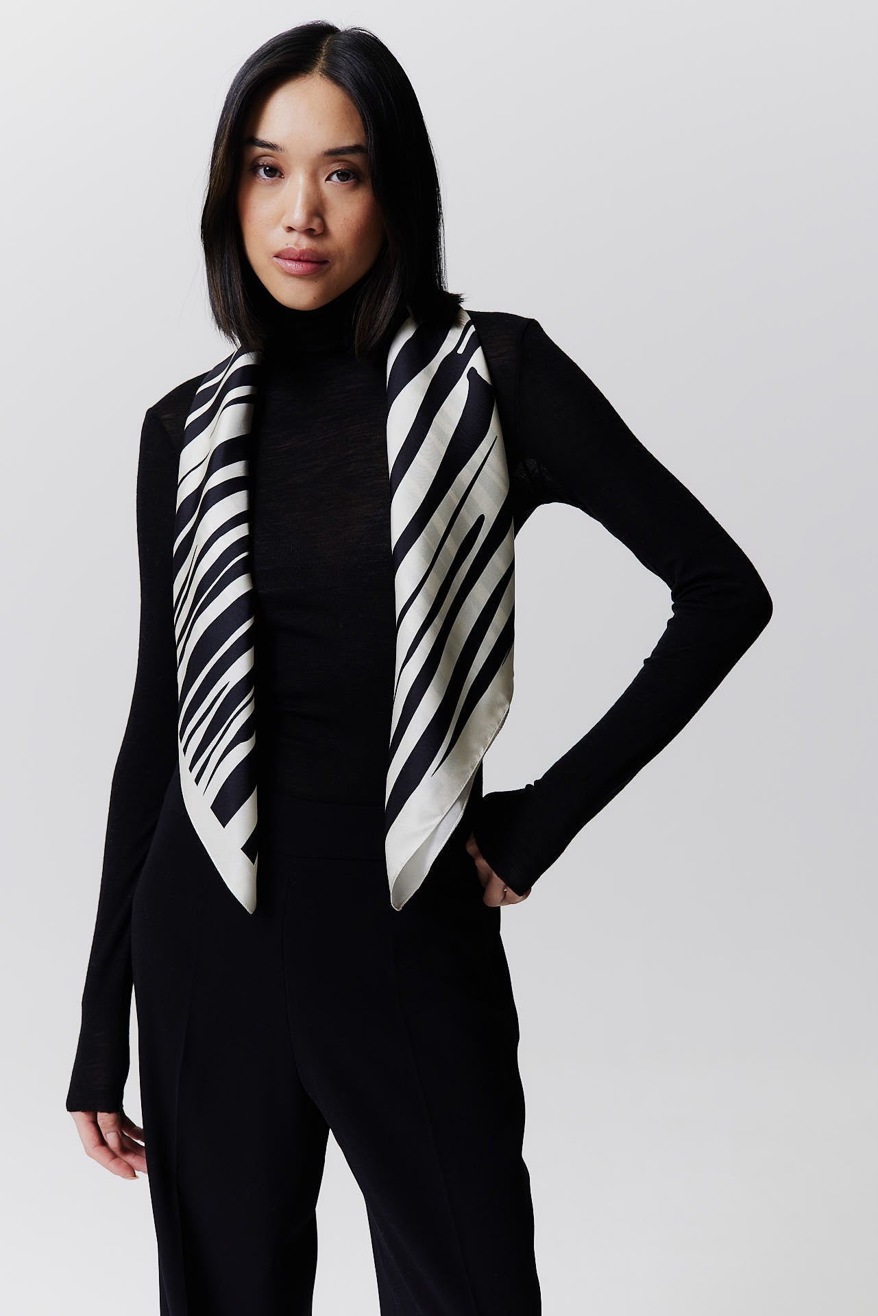Silk Scarf Zebra 90 Black