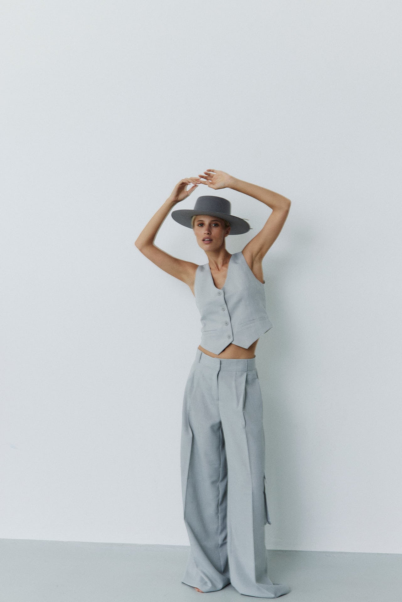 Merino 344 Hat Stone Grey