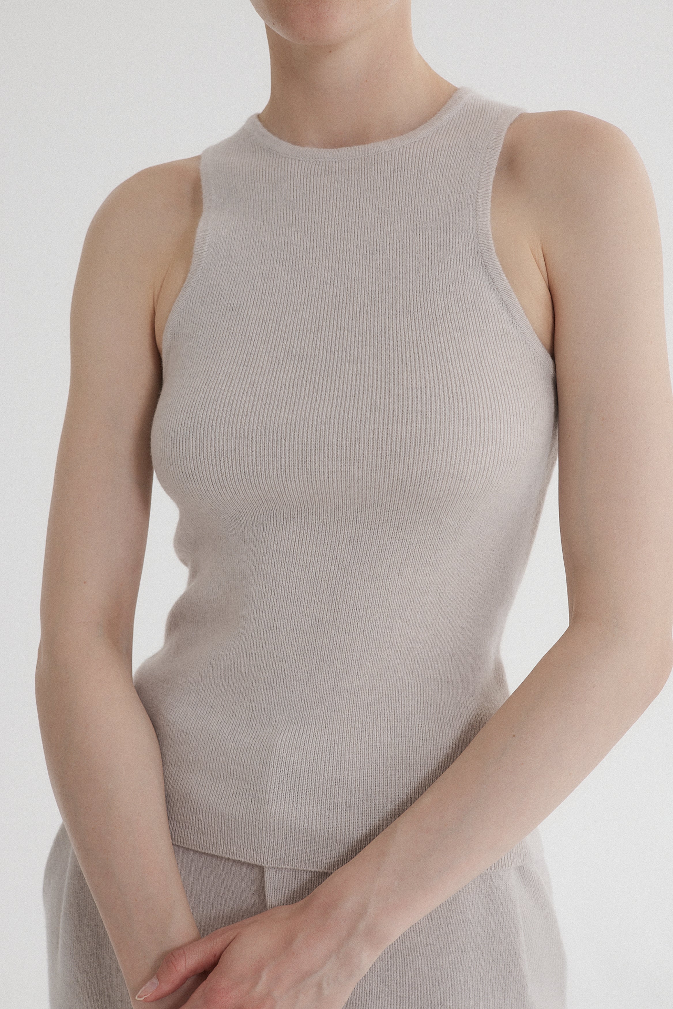 Caia Top Moon