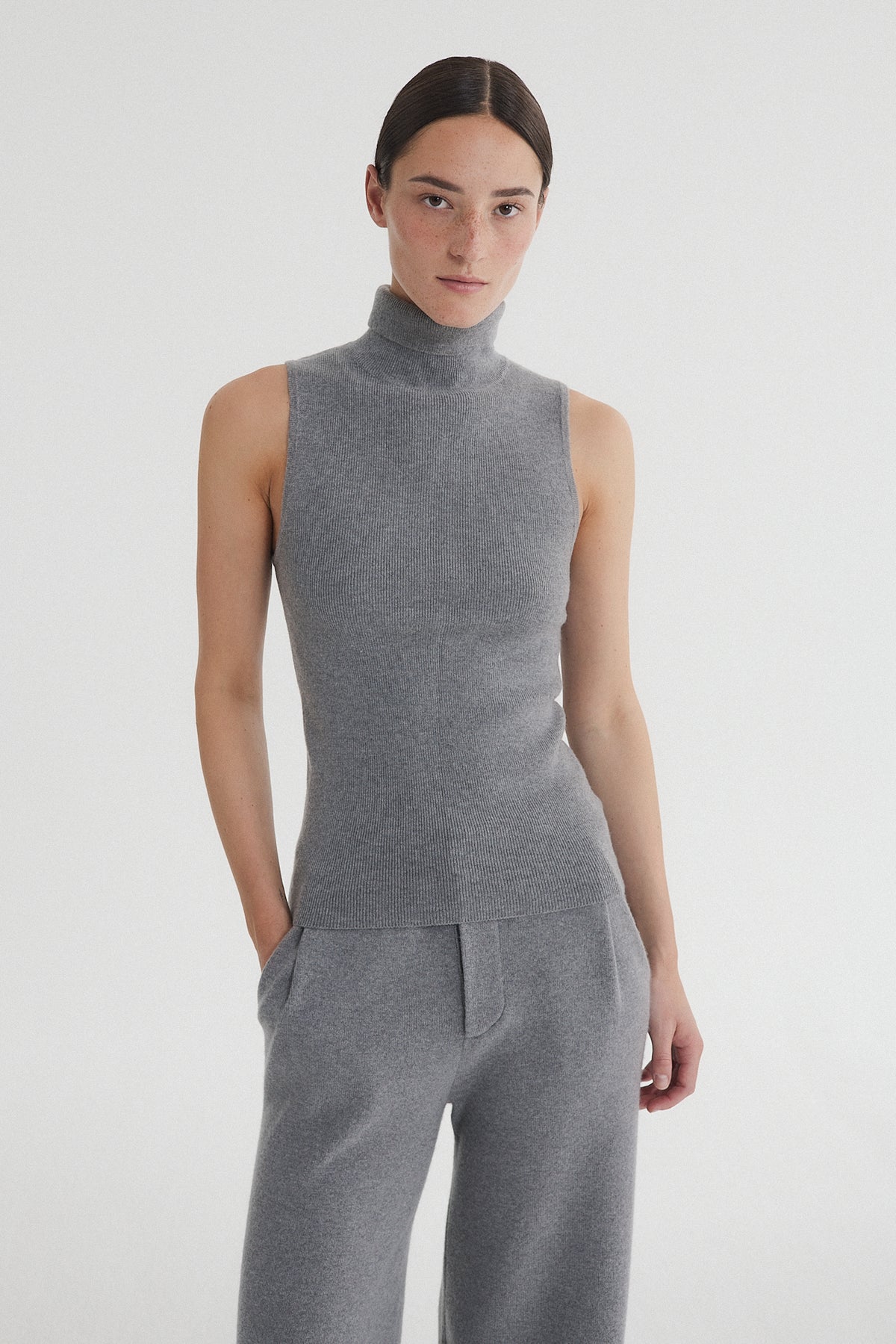 Clara Top Grey
