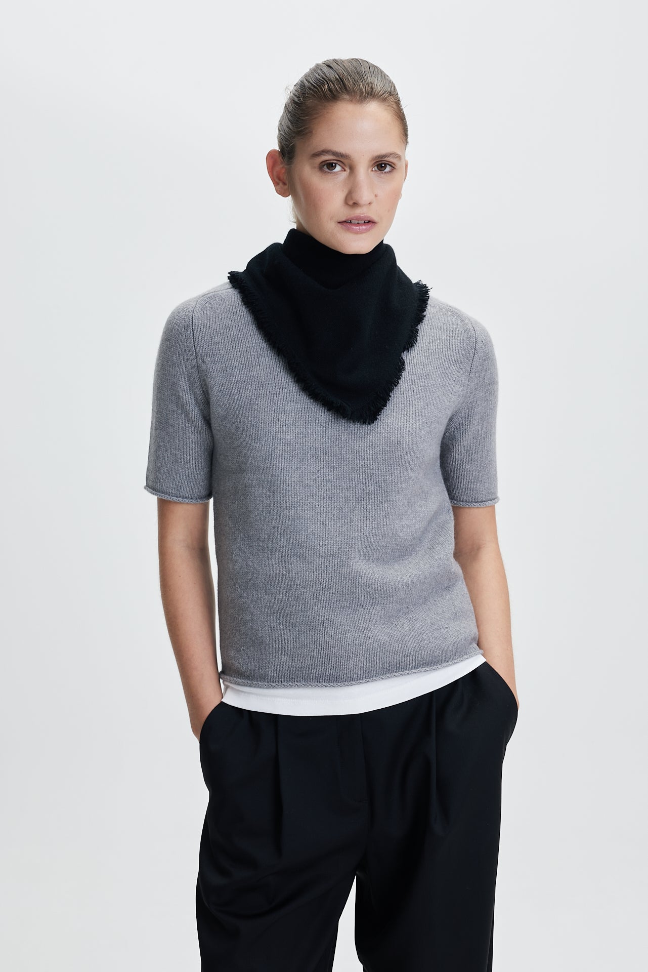 Cashmere Bandana Plain 50 Black