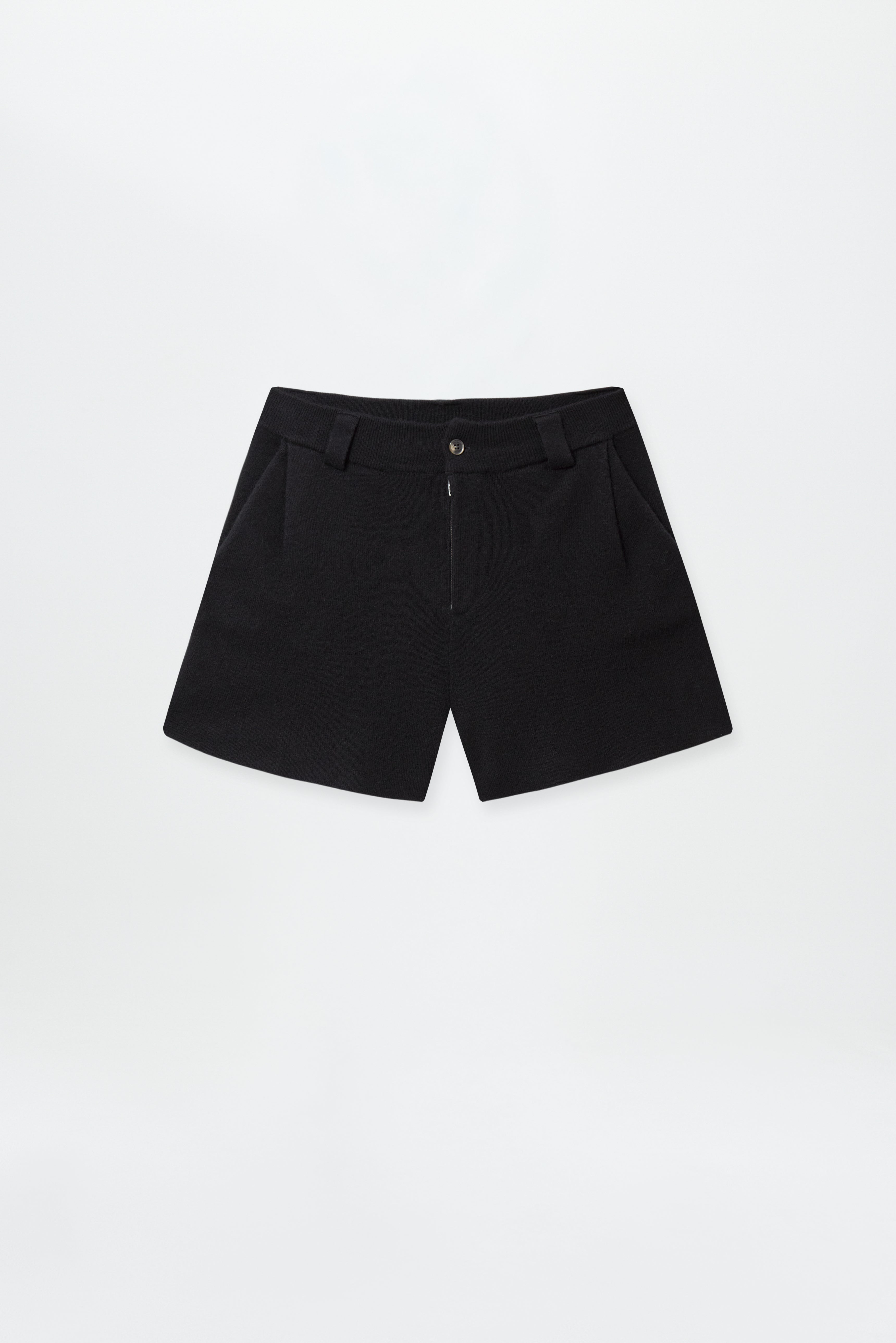 Fine Pleat Shorts Black