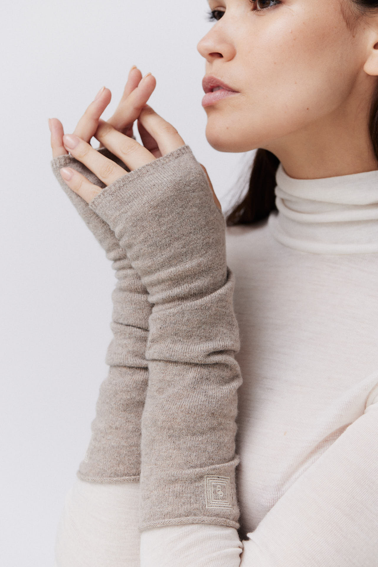 Cashmere Arm Warmers Fine Knit Beige