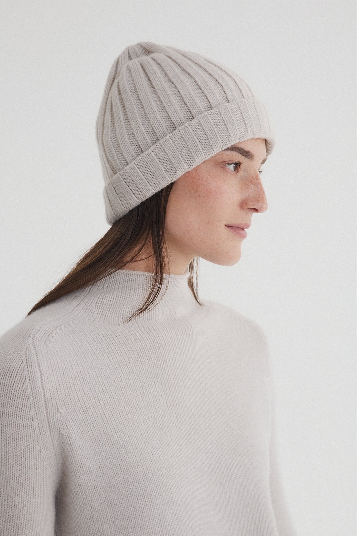 Lou Beanie Moon