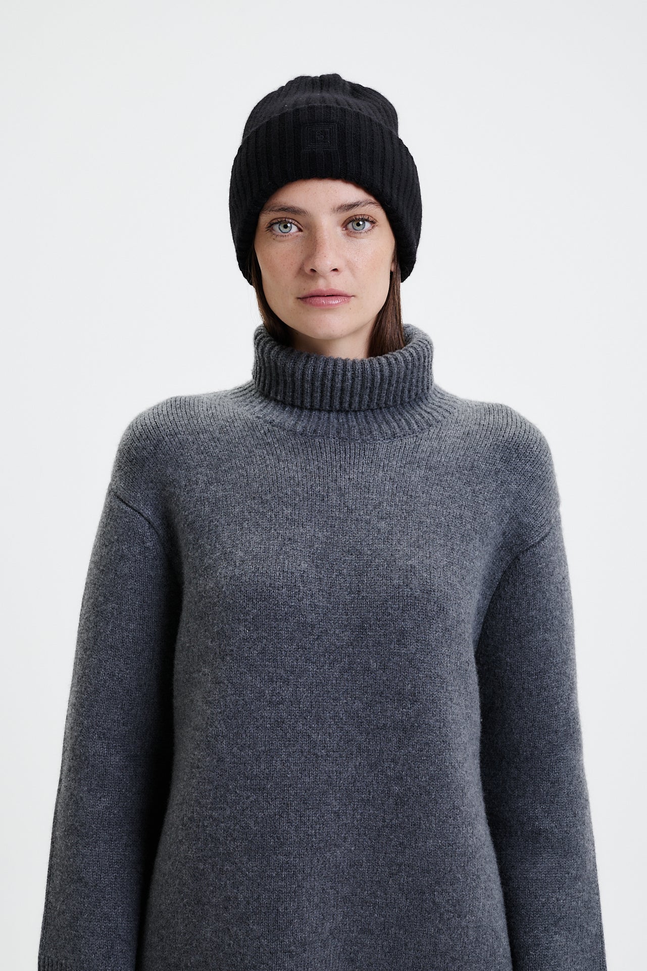 Cashmere Rib Beanie Black