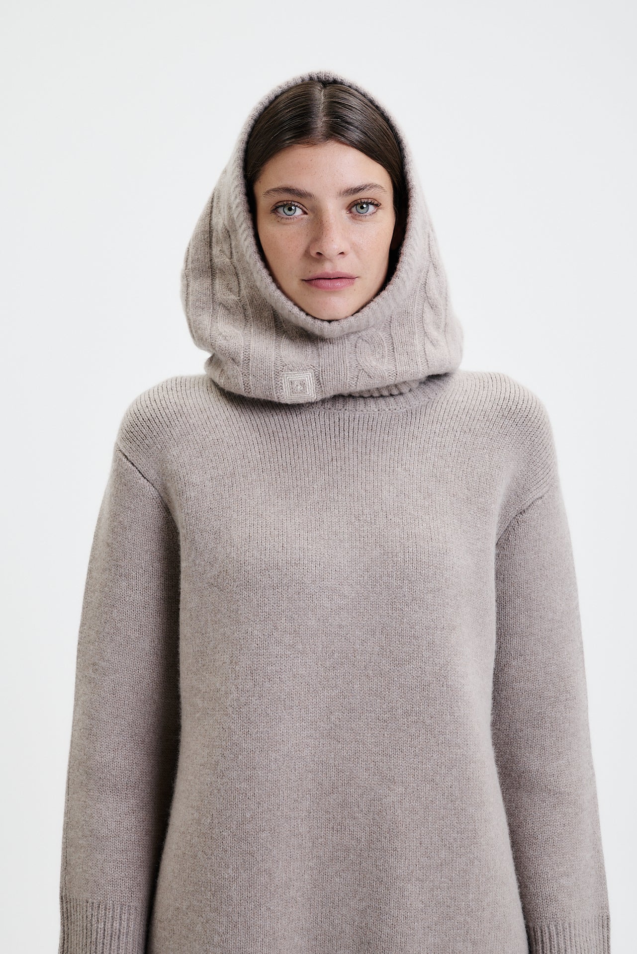 Cashmere Hood Cable Knit Taupe