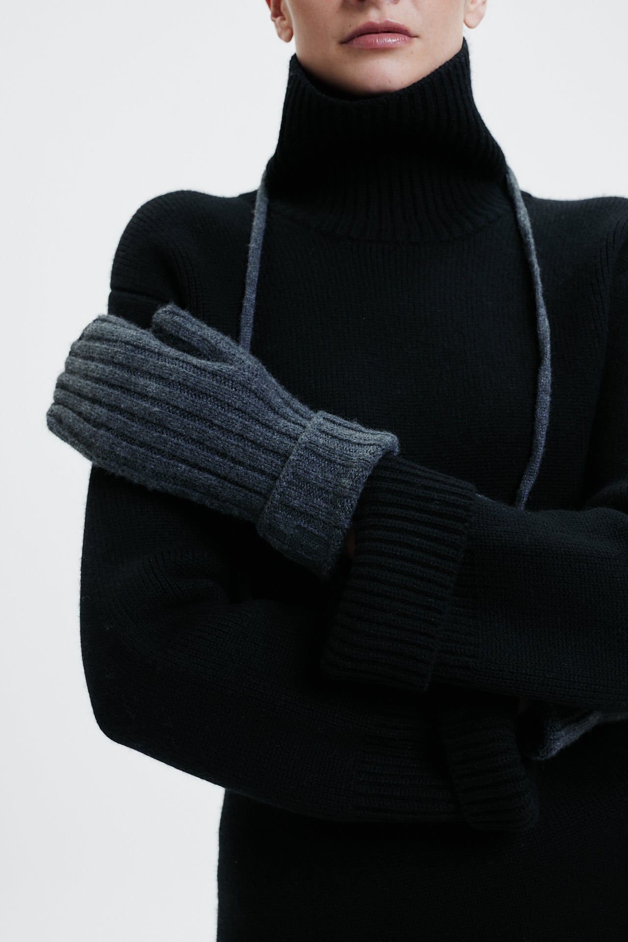 Cashmere Mittens Rib Knit Graphite