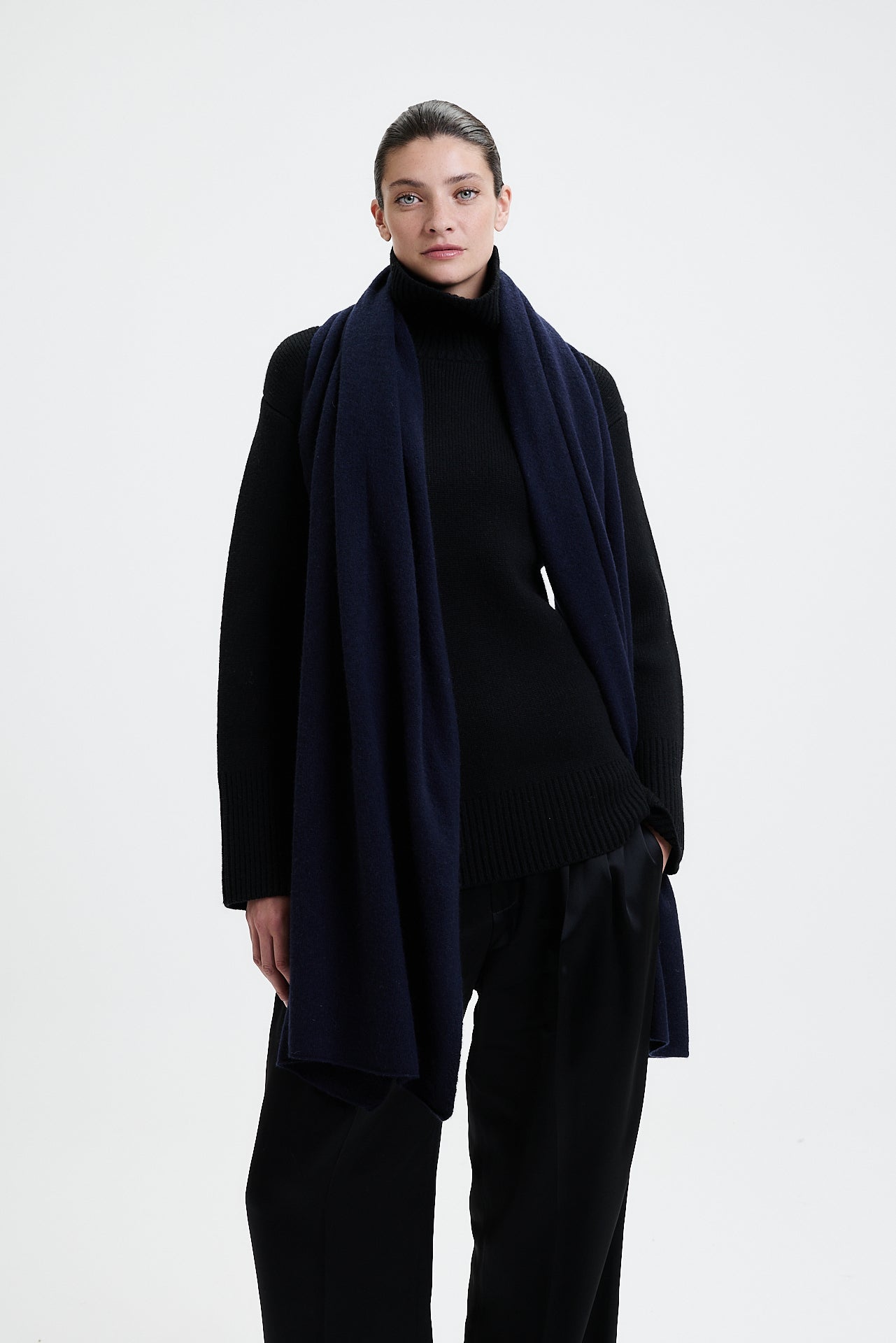 Cashmere Scarf Fine Knit Dark Blue