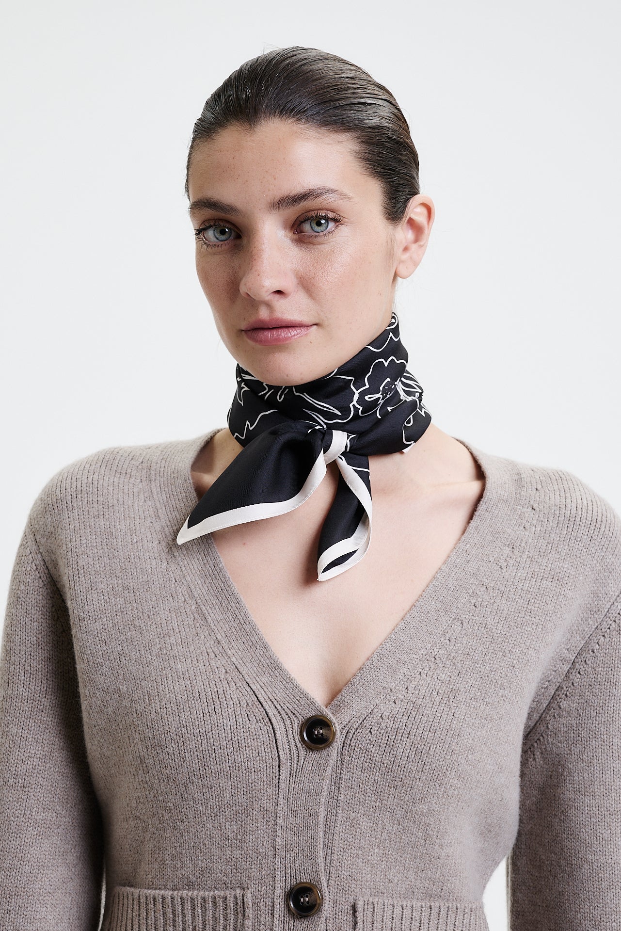 Silk Scarf Flowers 70 Black