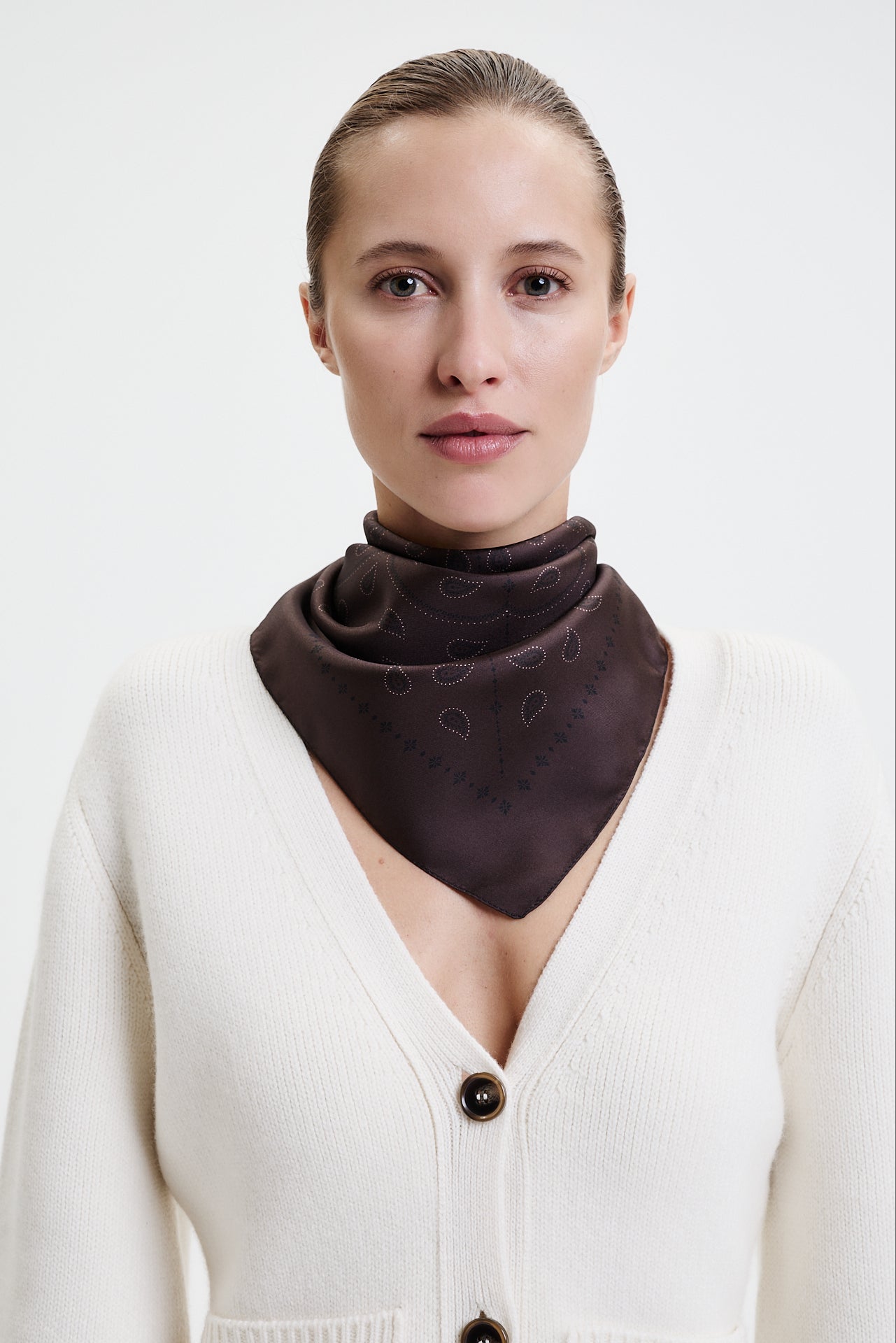 Silk Scarf Paisley 70 Chocolate