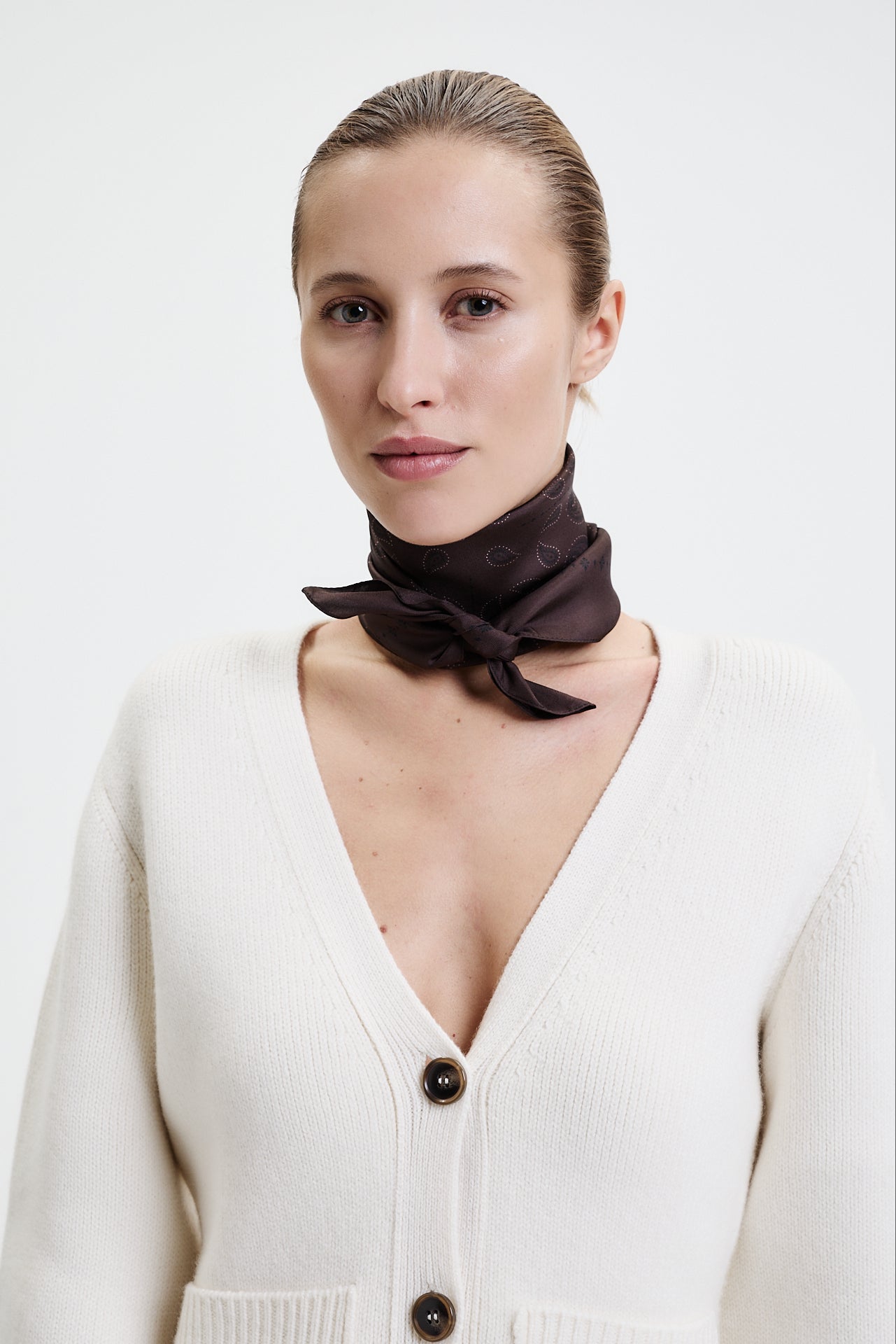 Silk Scarf Paisley 70 Chocolate