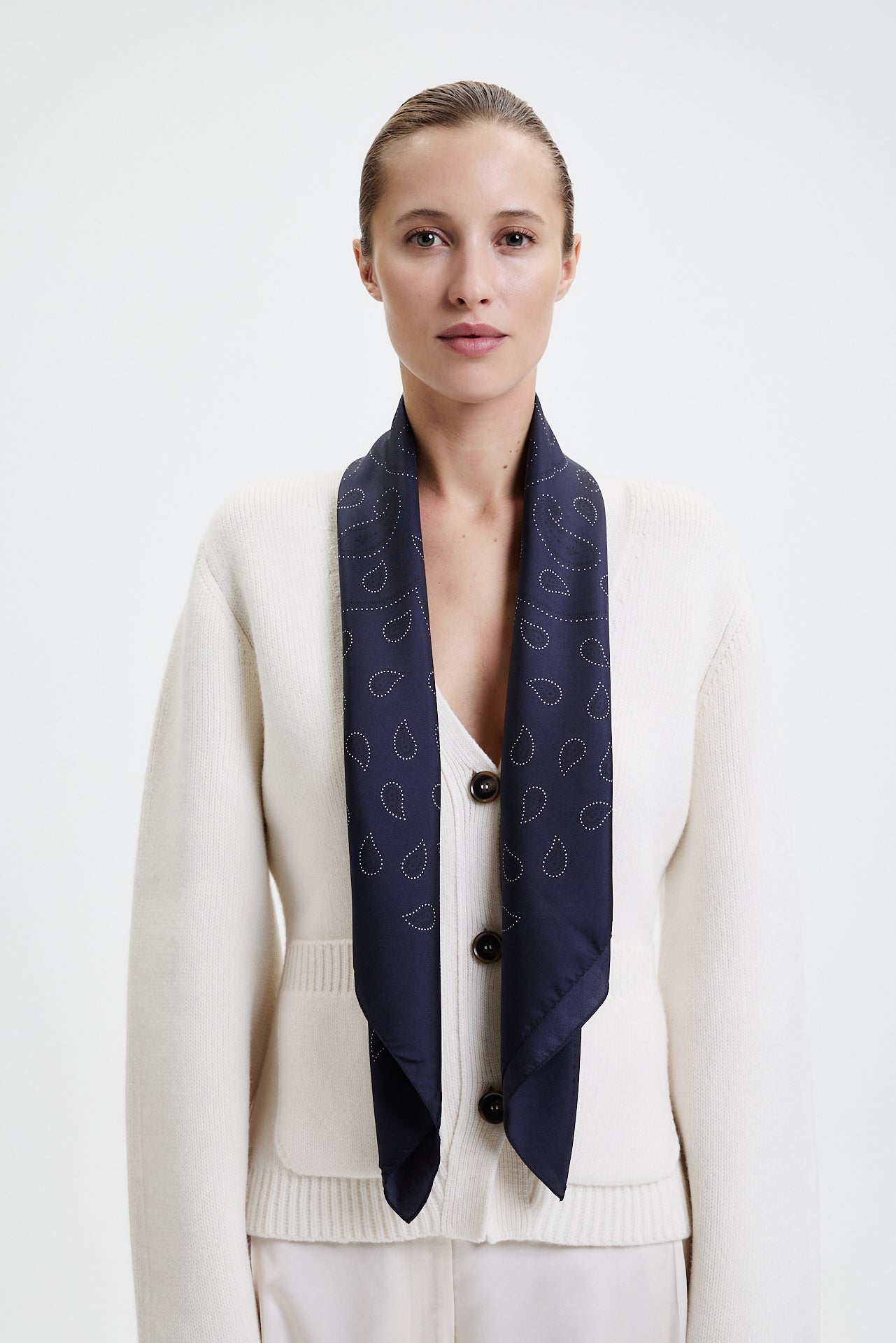 Silk Scarf Paisley 90 Dark Blue