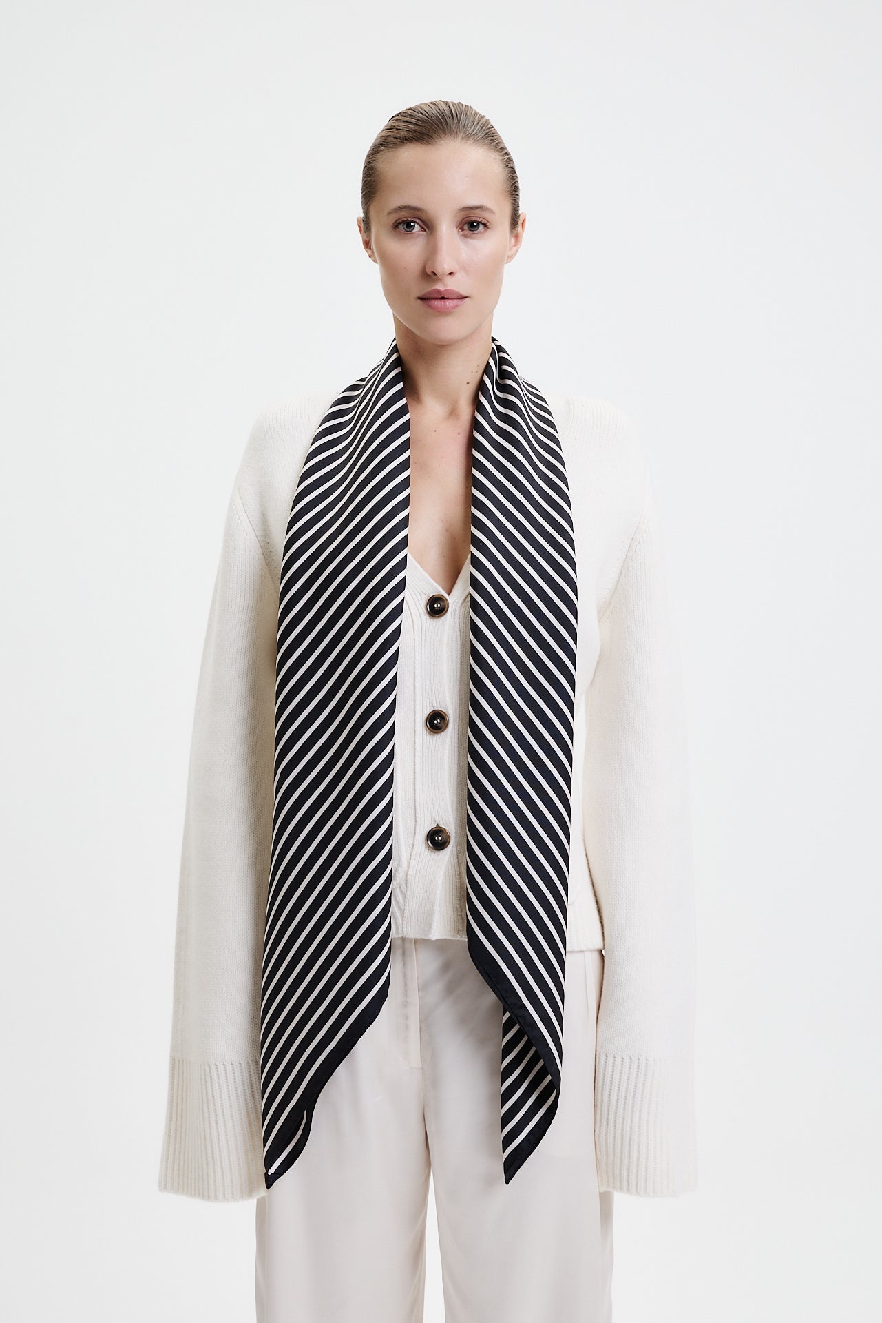 Silk Scarf Squares 123 Black