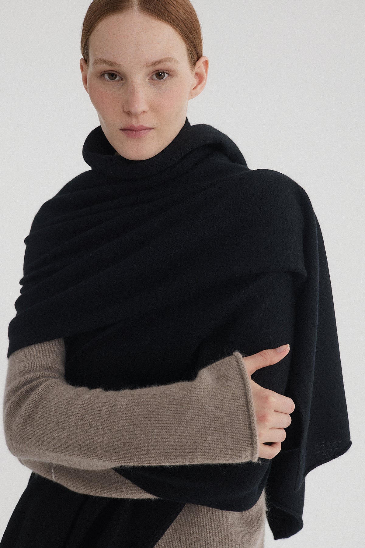 Noval Scarf Black