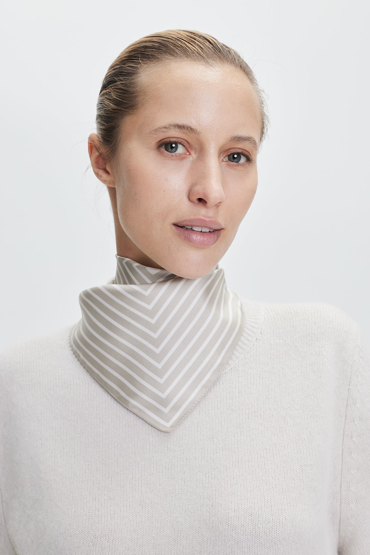 Silk Scarf Squares 50 Vanilla