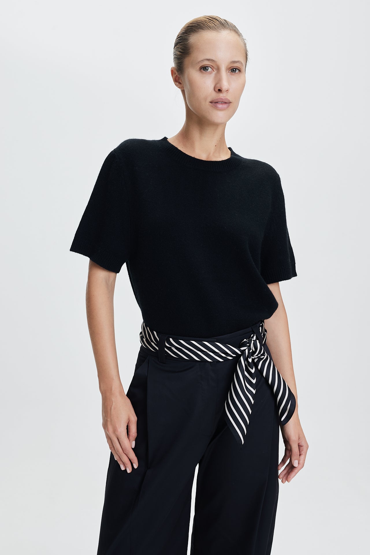 Silk Scarf Squares 90 Black