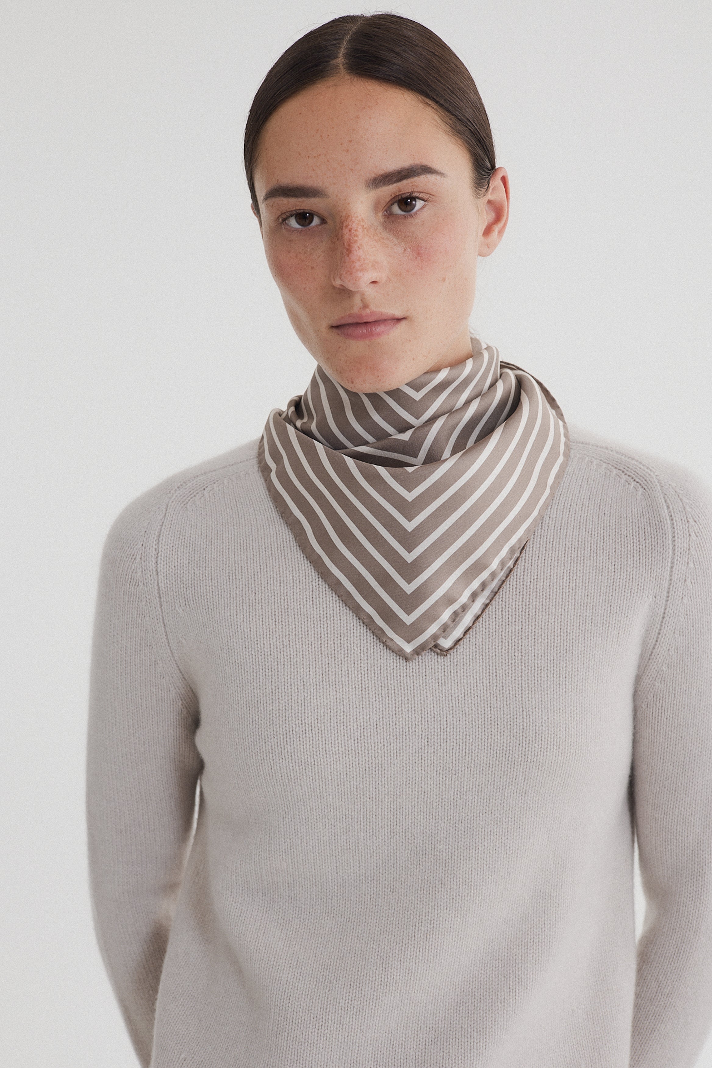 Squares Scarf 70 Mocha