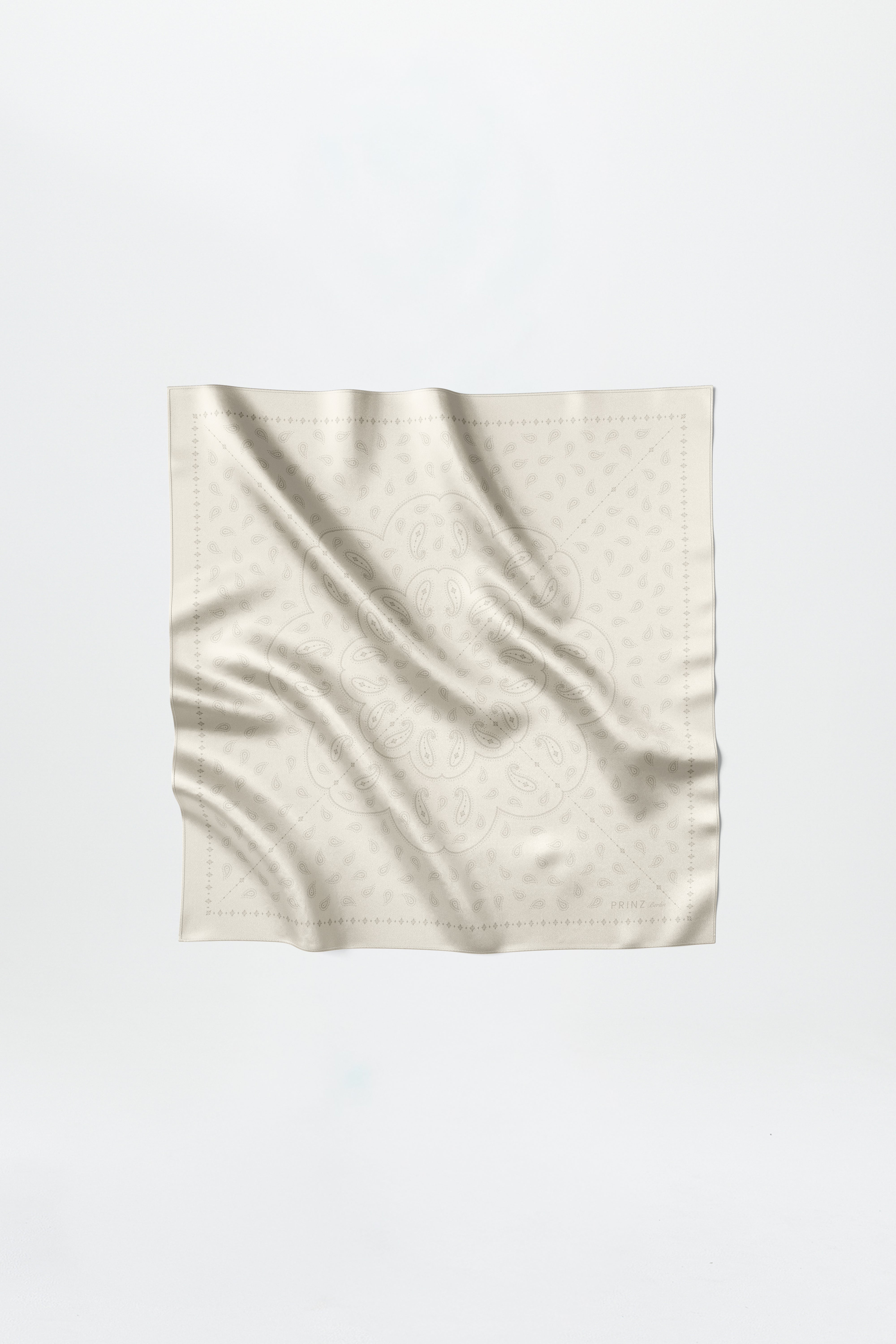 Silk Scarf Paisley 70 Cream