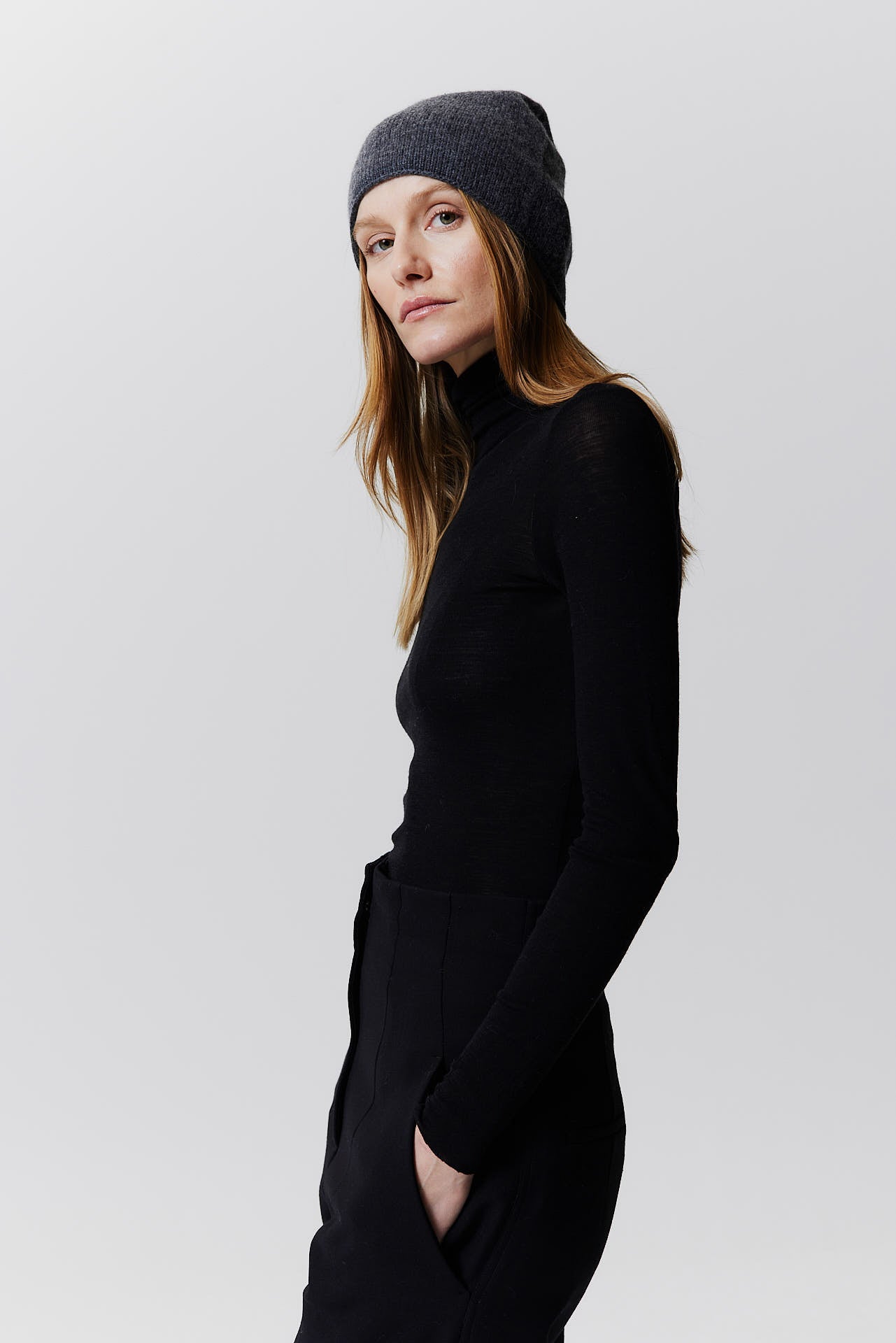 Cashmere Beanie Fine Knit Graphite