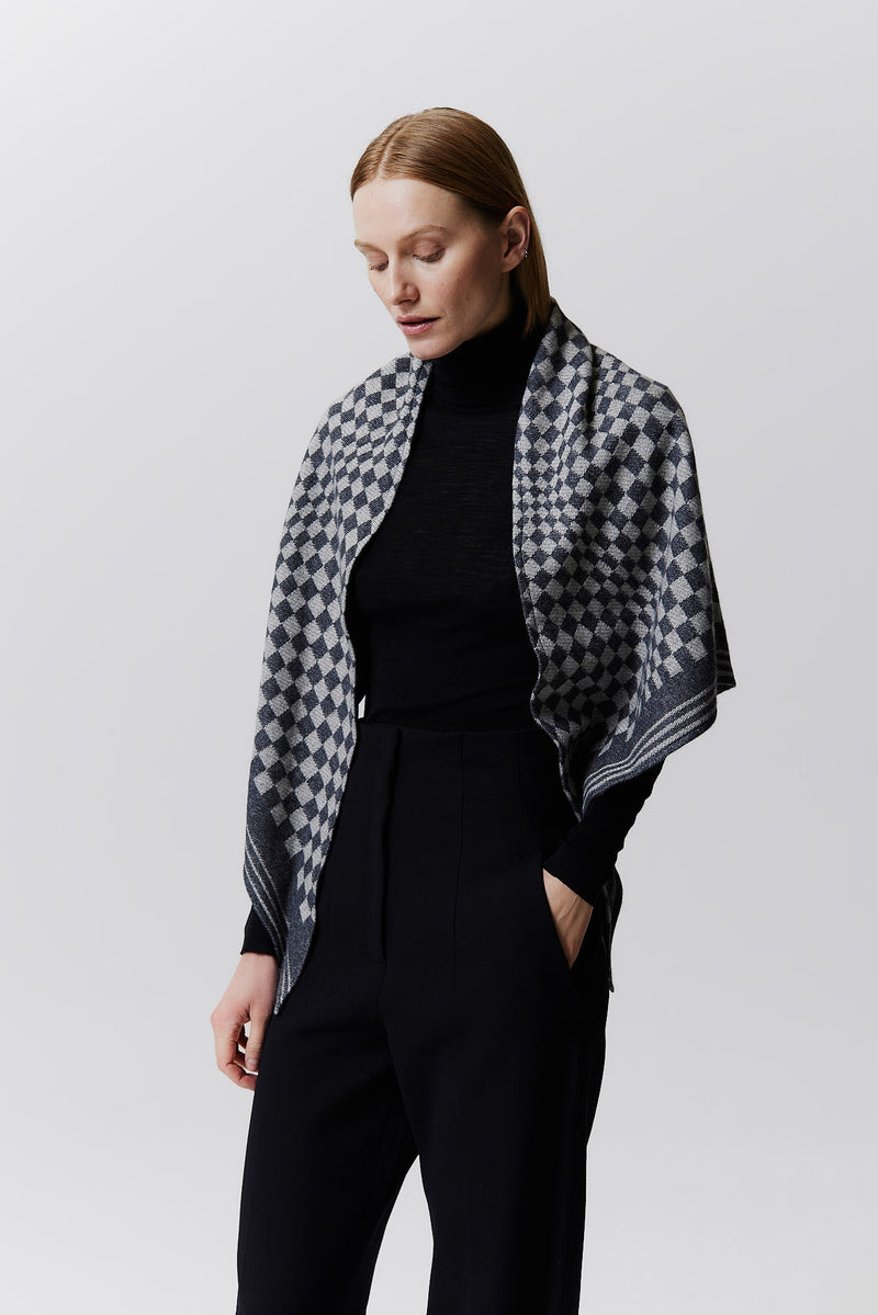 Prinz Berlin Kaschmir Triangle Jacquard Schwarz