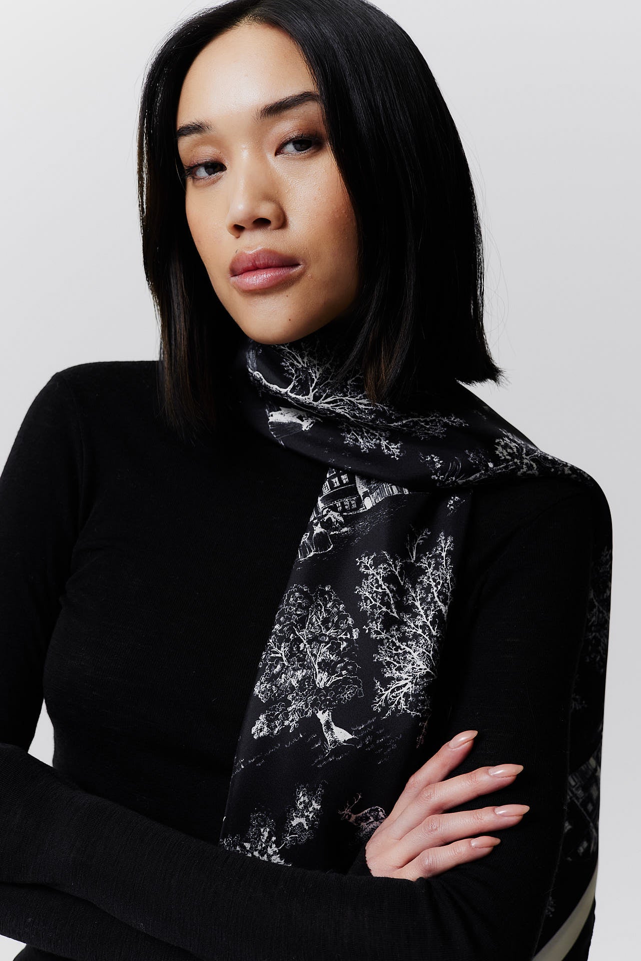 Silk Scarf Toile Valentine 123 Black