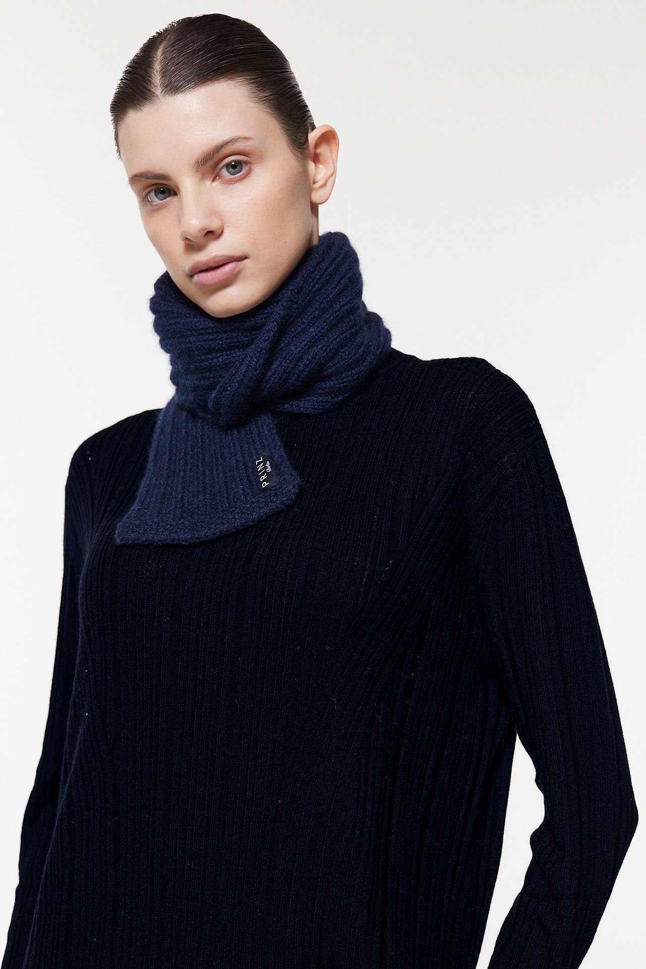 Short Cashmere Scarf Hand Knit Dark Blue