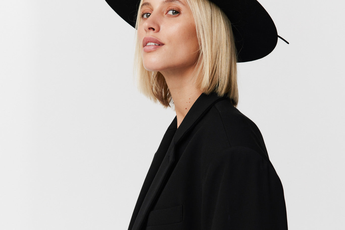 Fedora Hut Damen aus Merino Wolle Black Prinz Berlin Lookbook