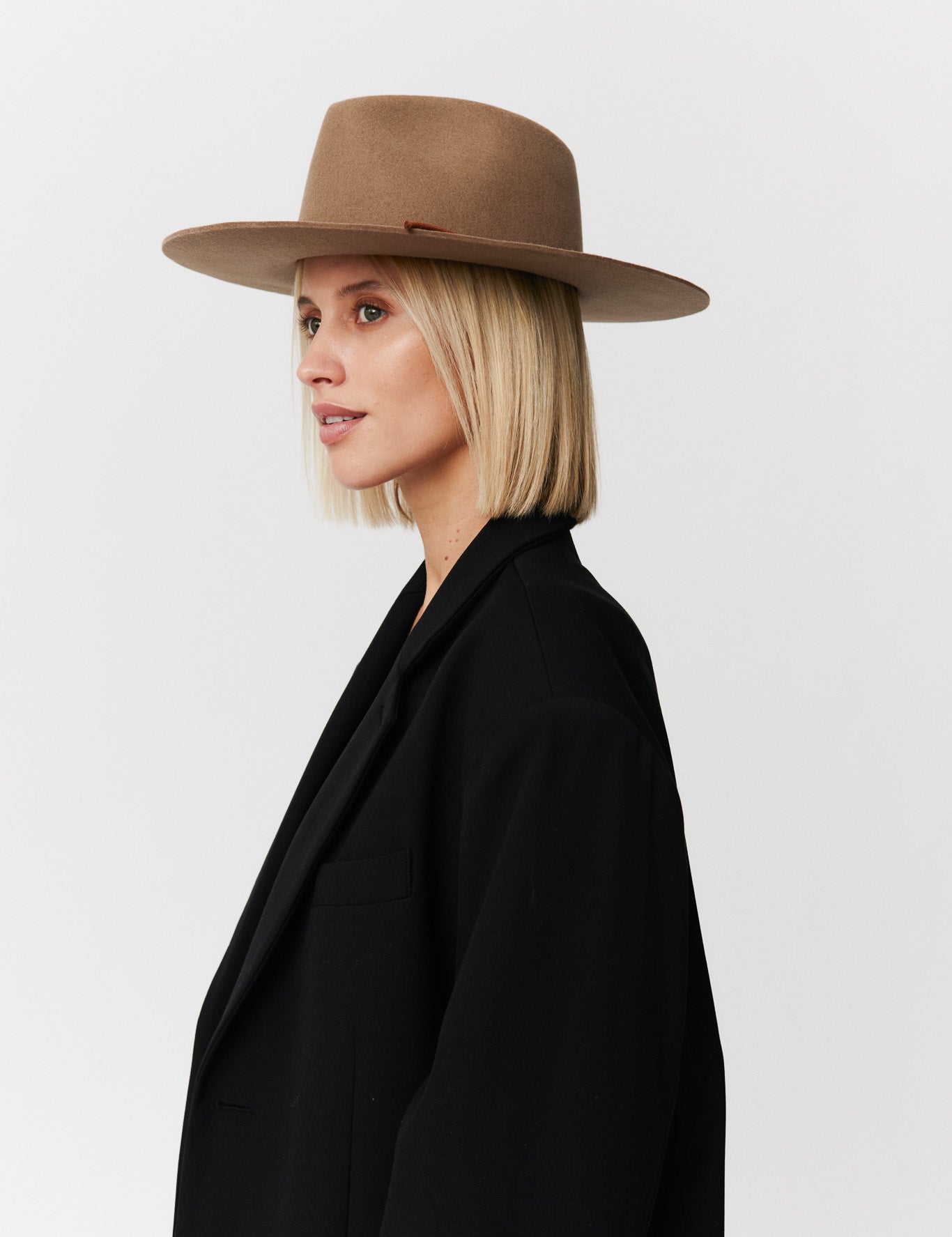 Fedora Hut Damen aus Merino Wolle Hazelnut Prinz Berlin Lookbook