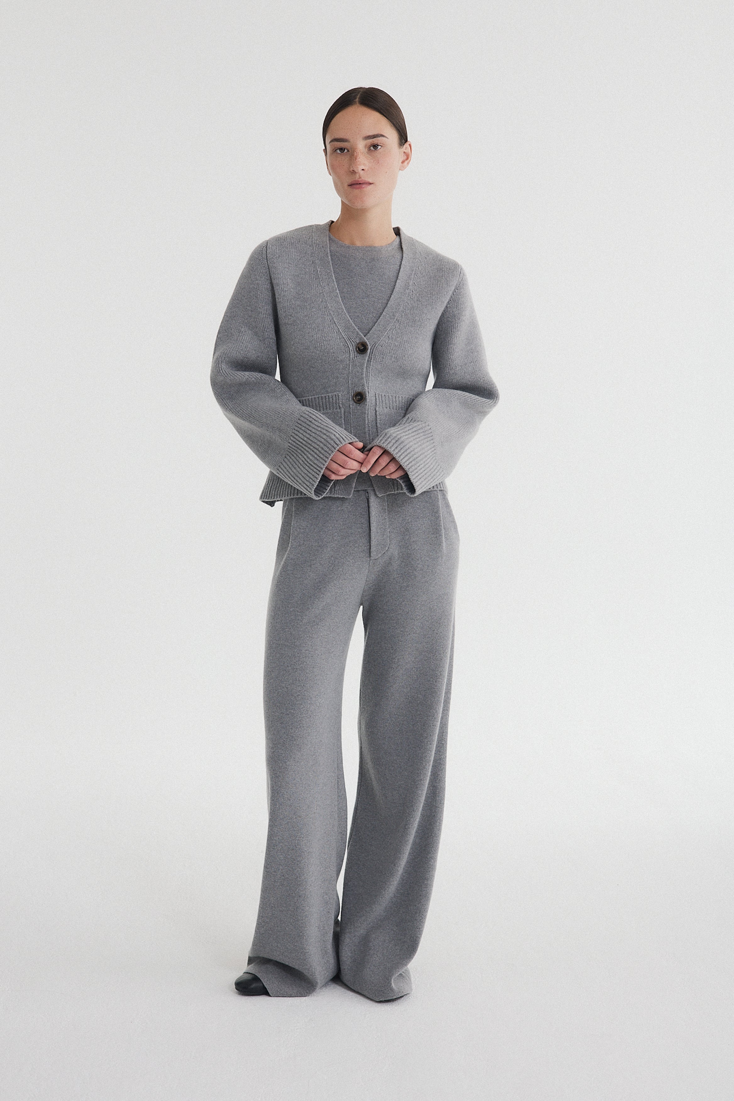 Ada Cardigan Grey