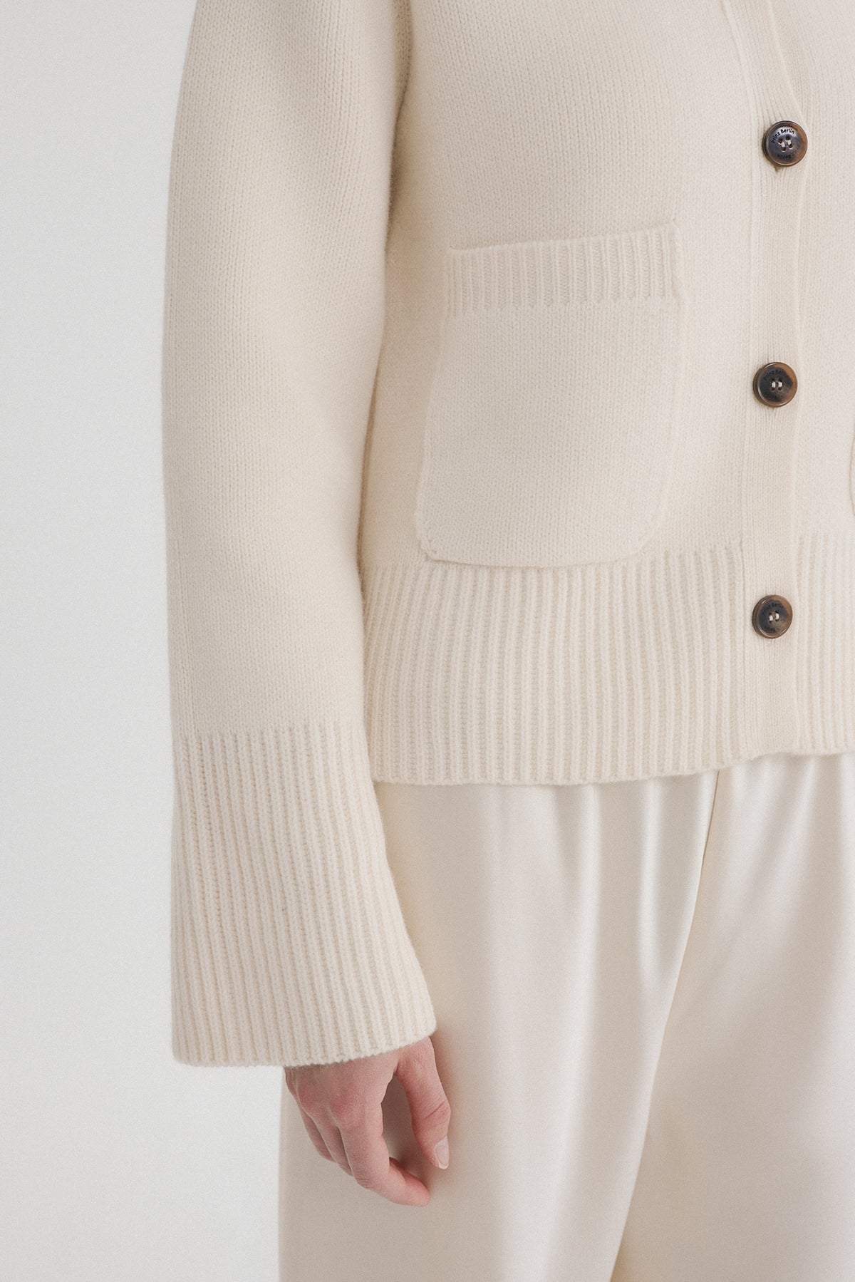 Alma Cardigan Off-White