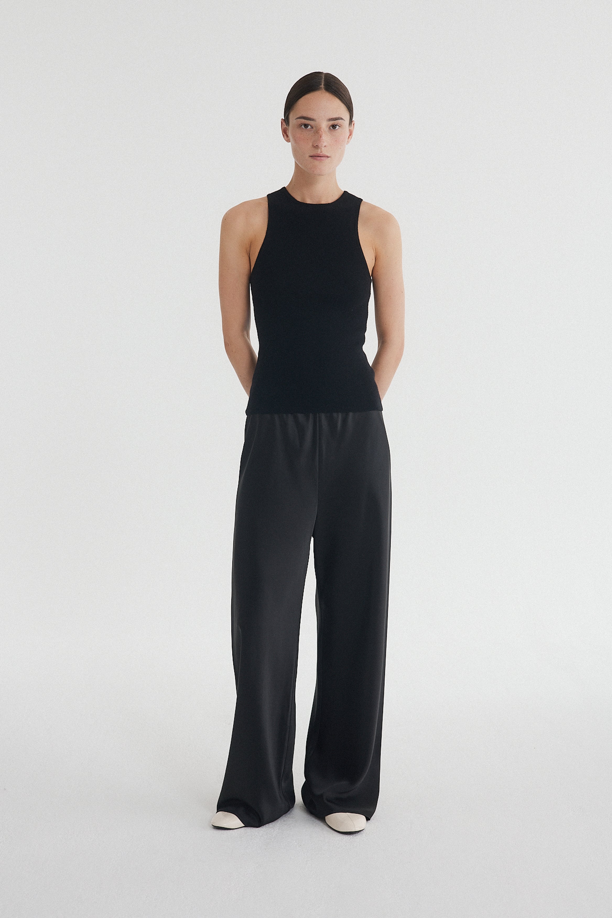 Caia Top Black