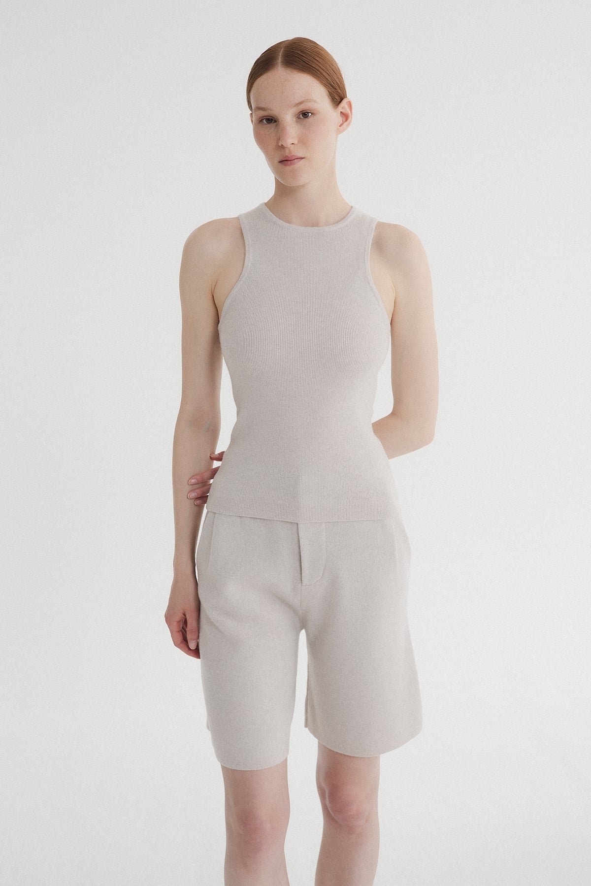 Caia Top Moon