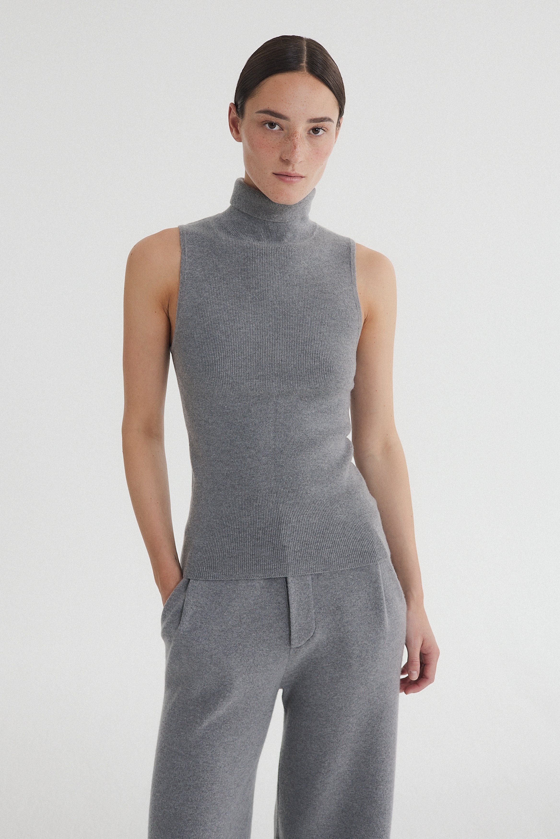 Clara Top Grey