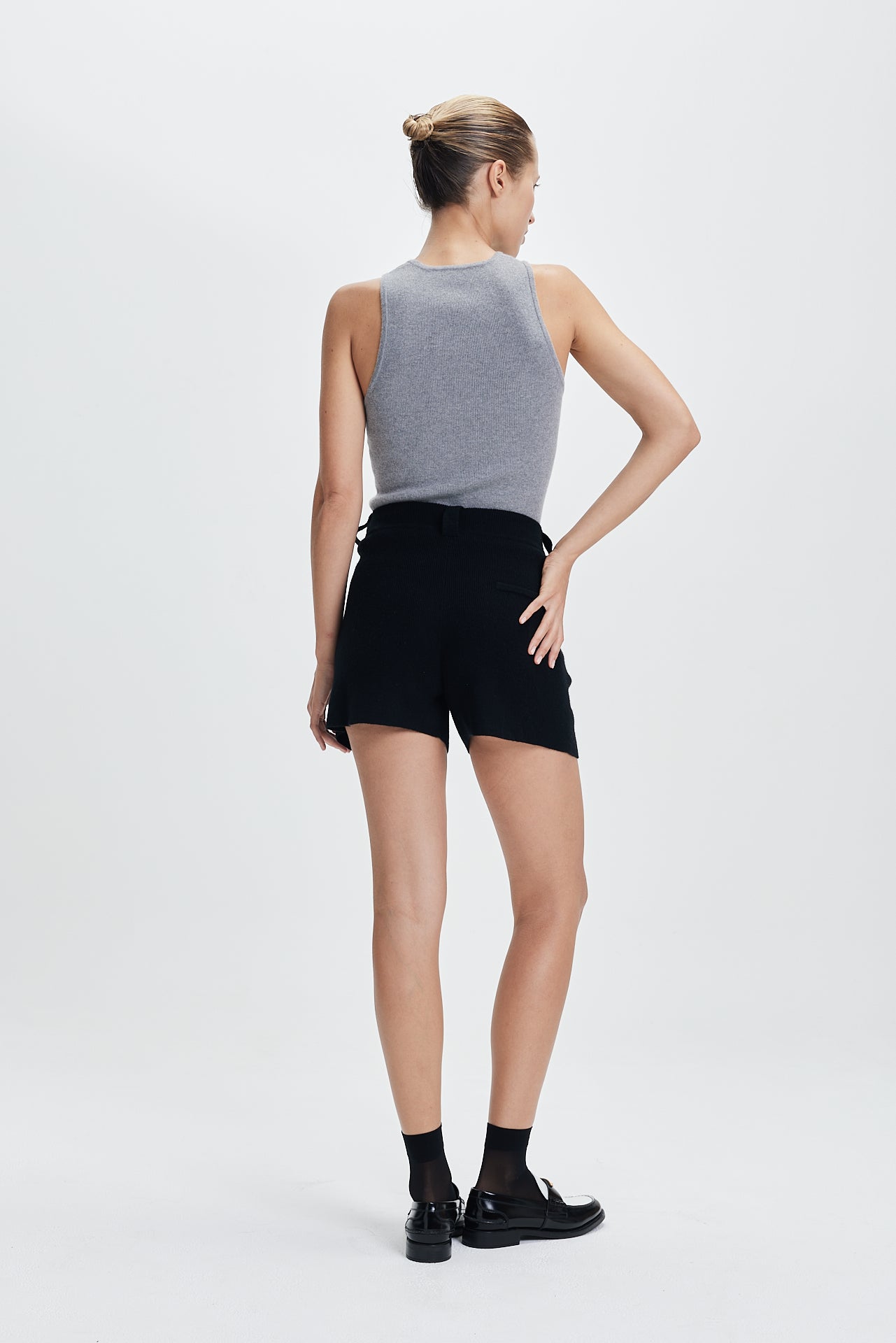 Fine Pleat Shorts Black