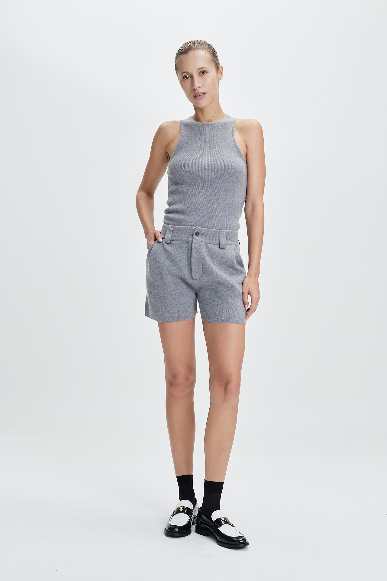 Fine Pleat Shorts Grey