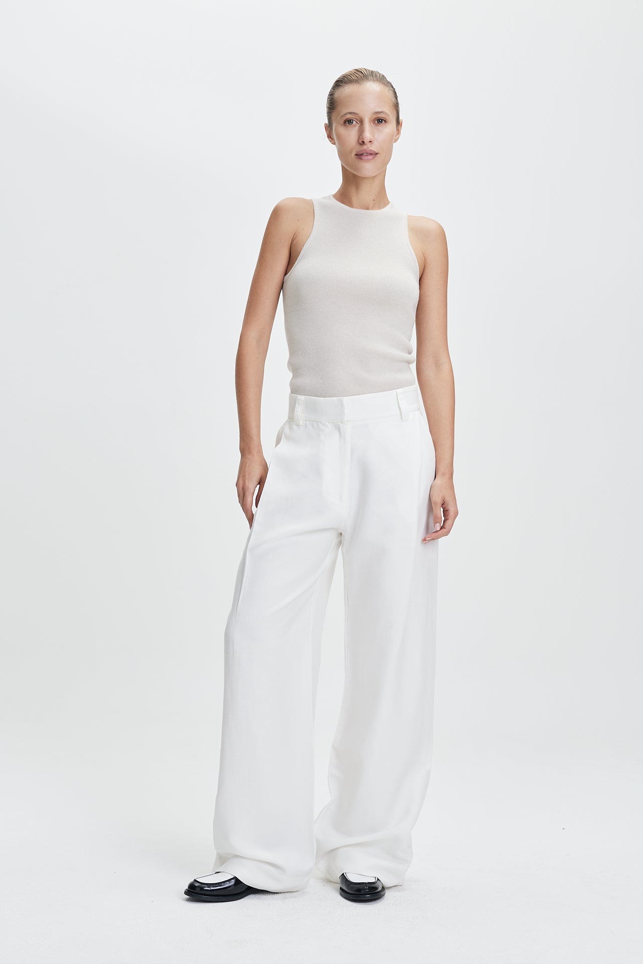 Linen Pleat Trousers Off-White