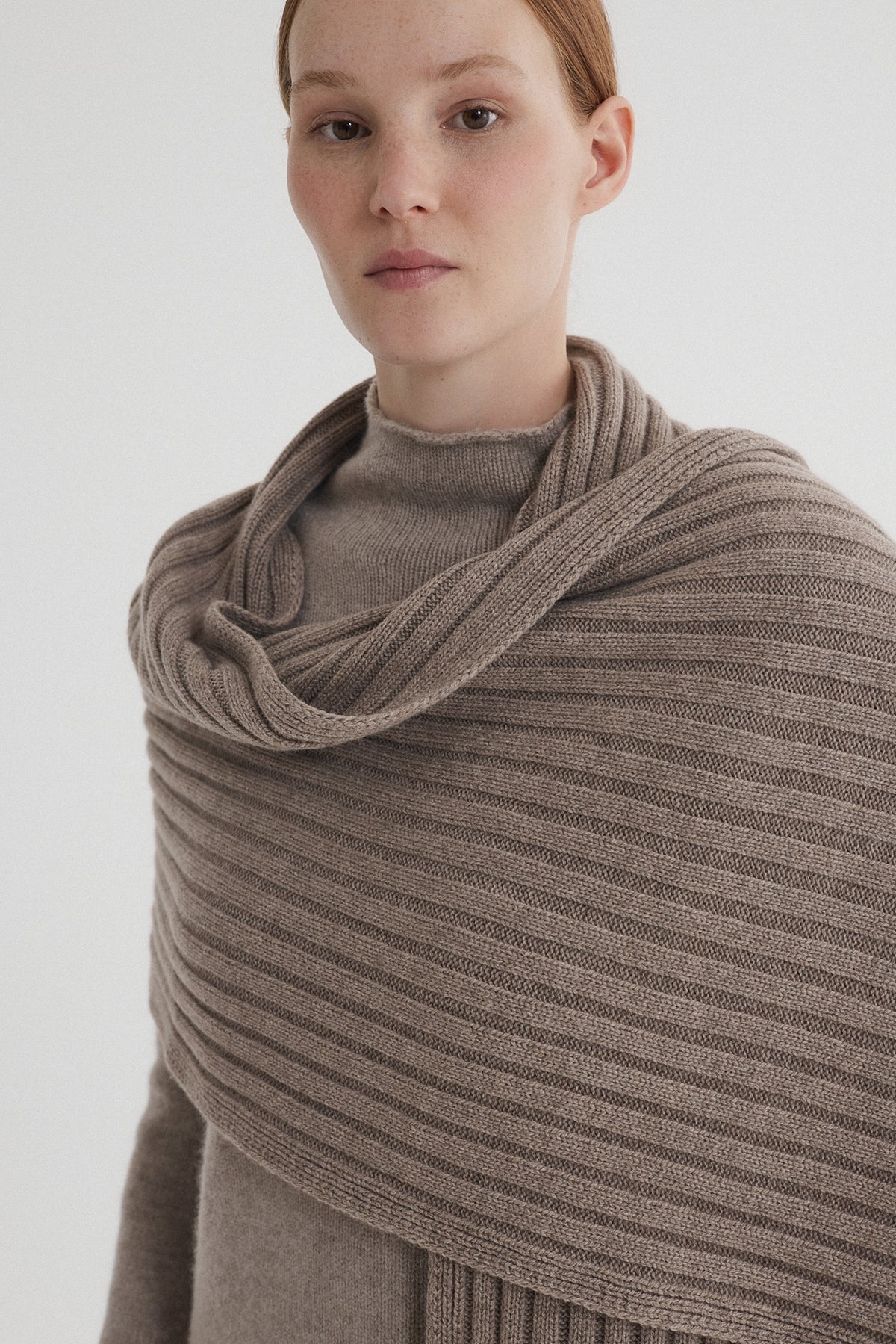 Lio Scarf Taupe