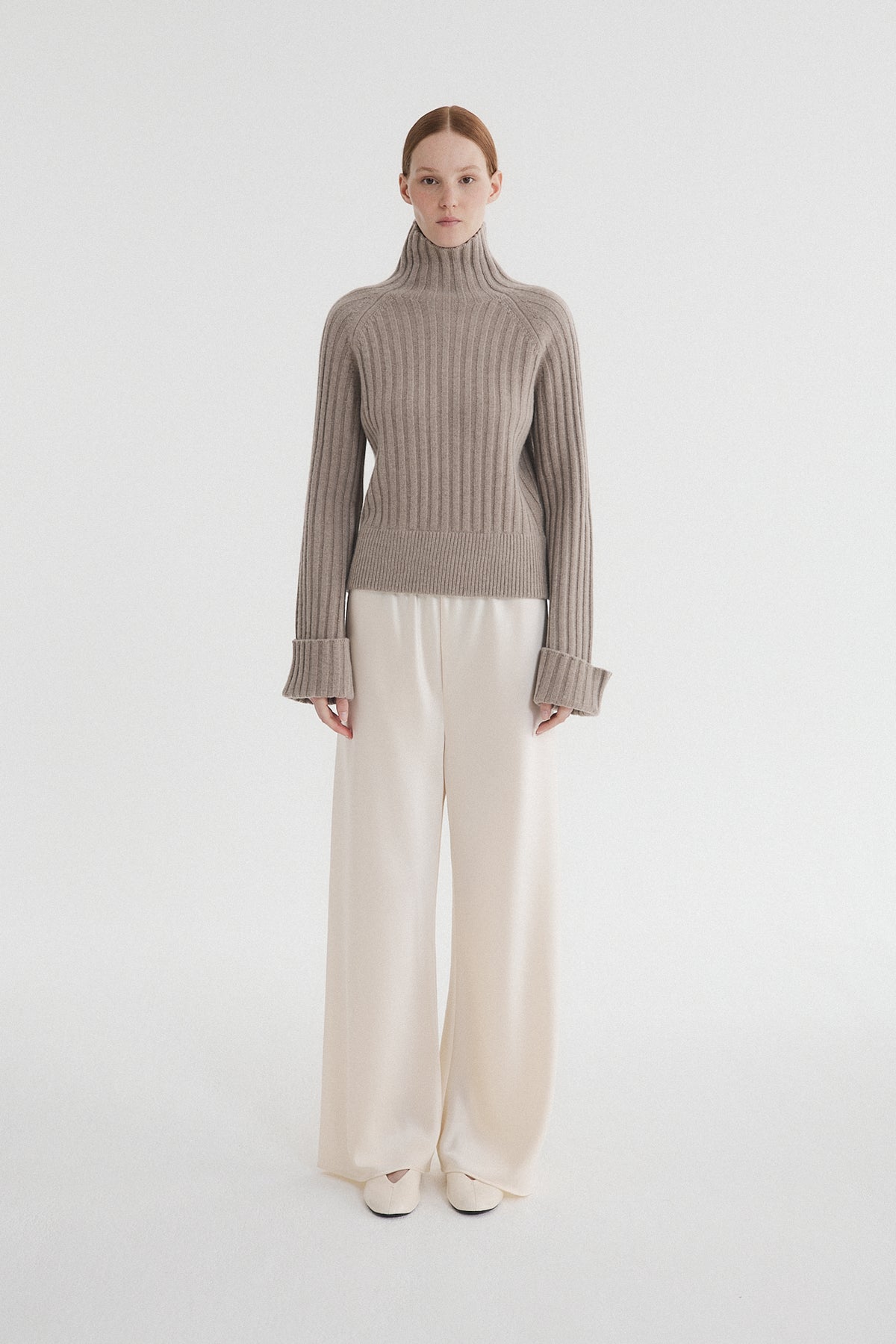 Liora Turtleneck Taupe