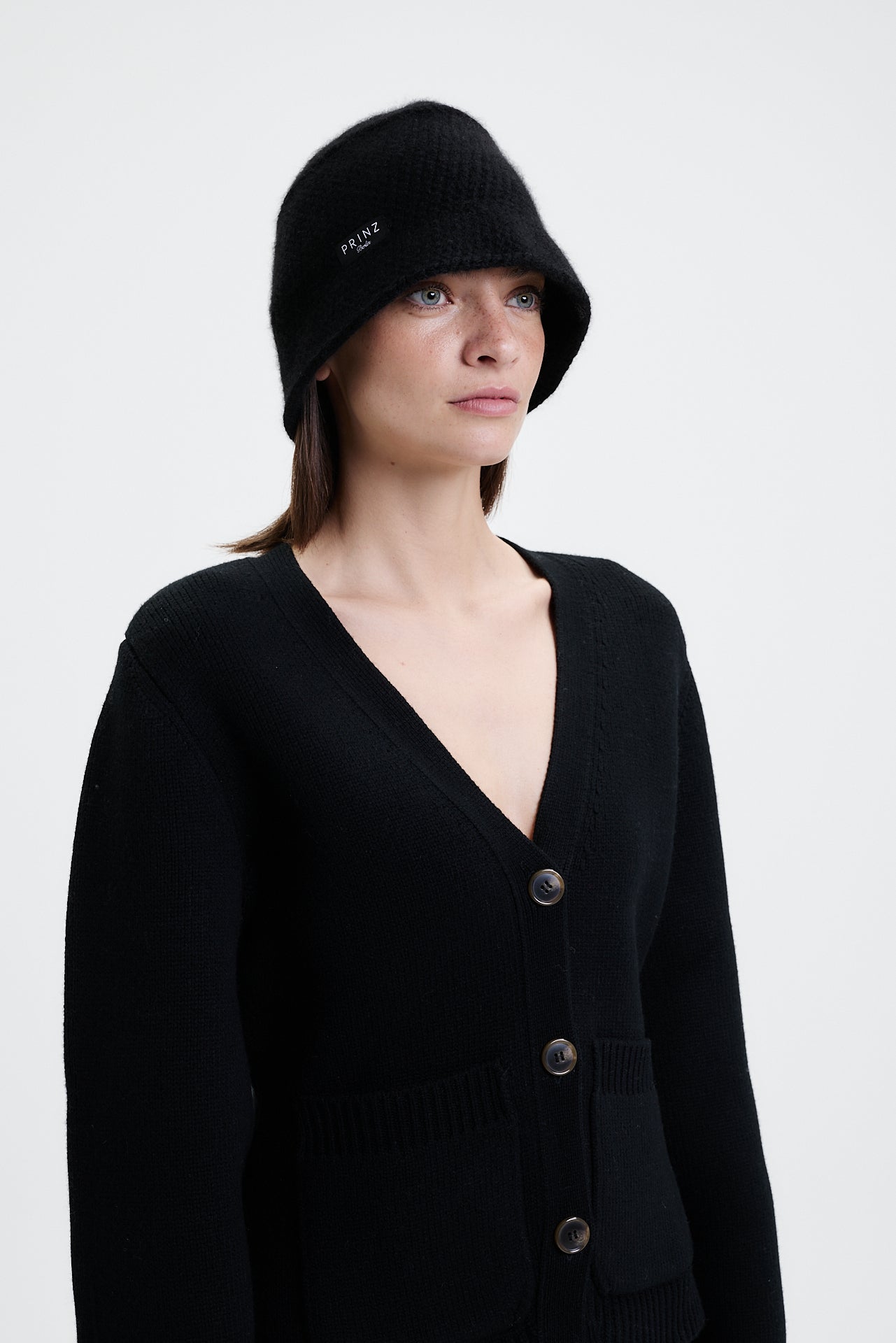 Kaschmir Bucket Hat Hand Crochet Schwarz
