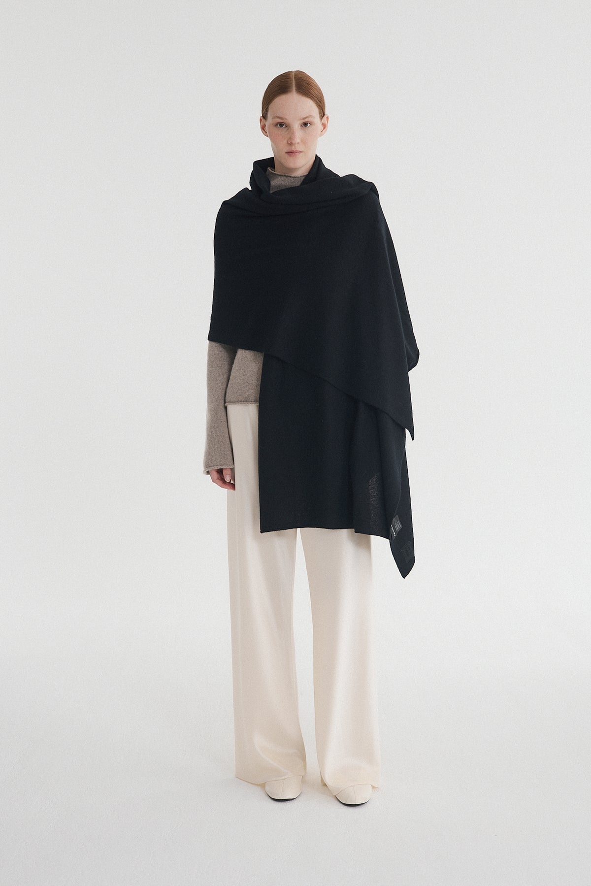 Noval Scarf Black