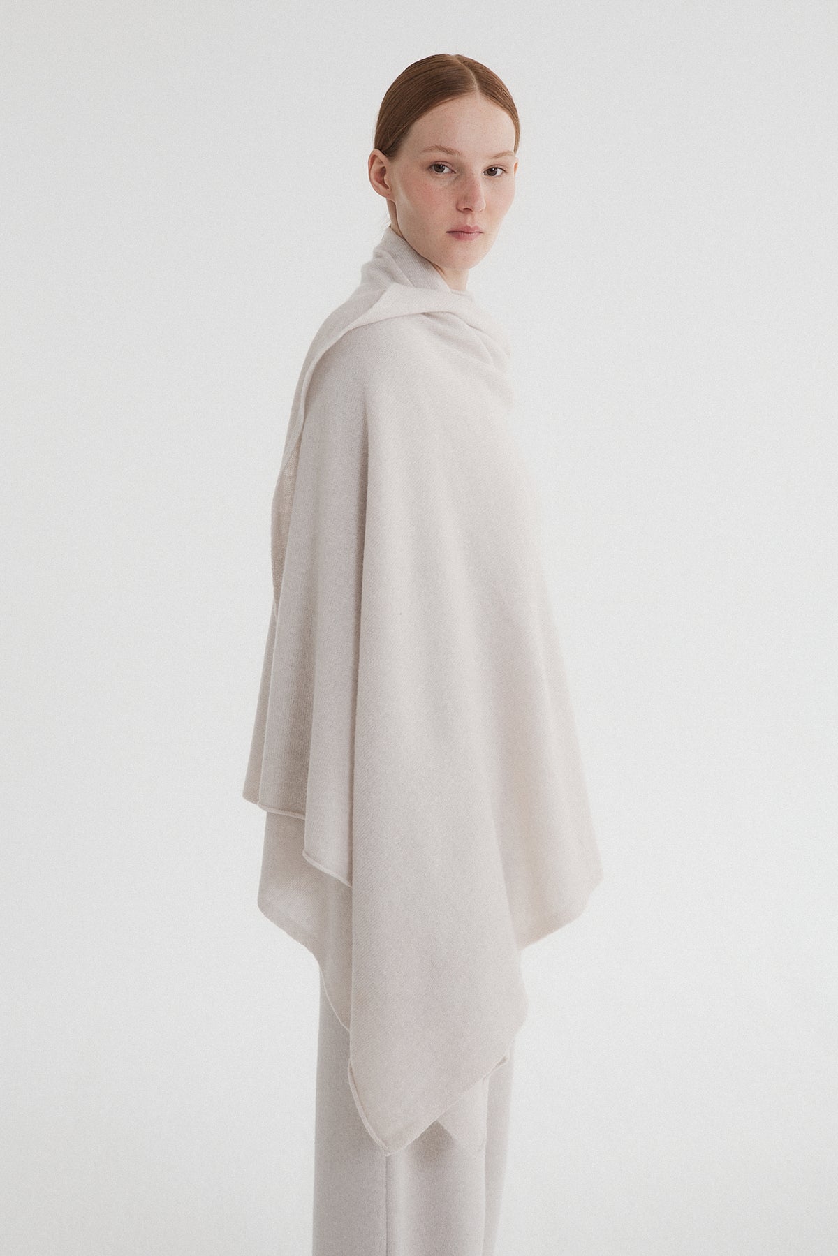 Noval Scarf Moon