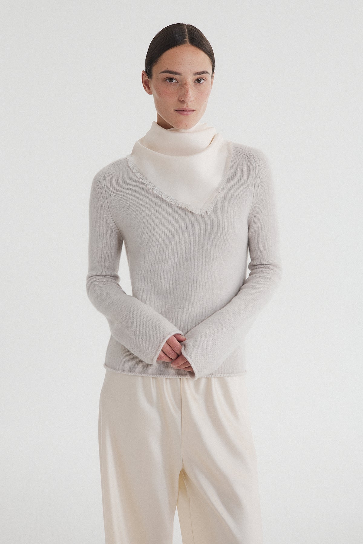 Pure Scarf 70 Cream