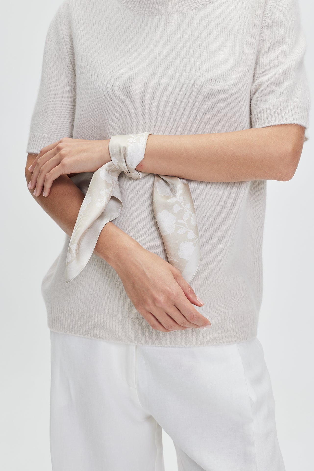 Silk Scarf Blossom 50 Vanilla