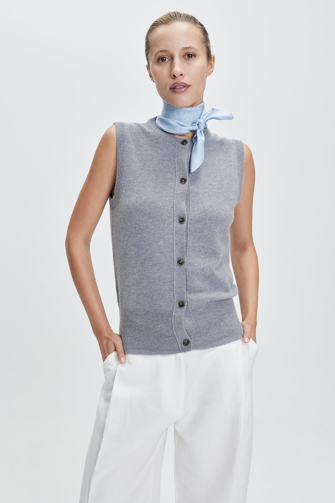 Silk Scarf Paisley 70 Sky