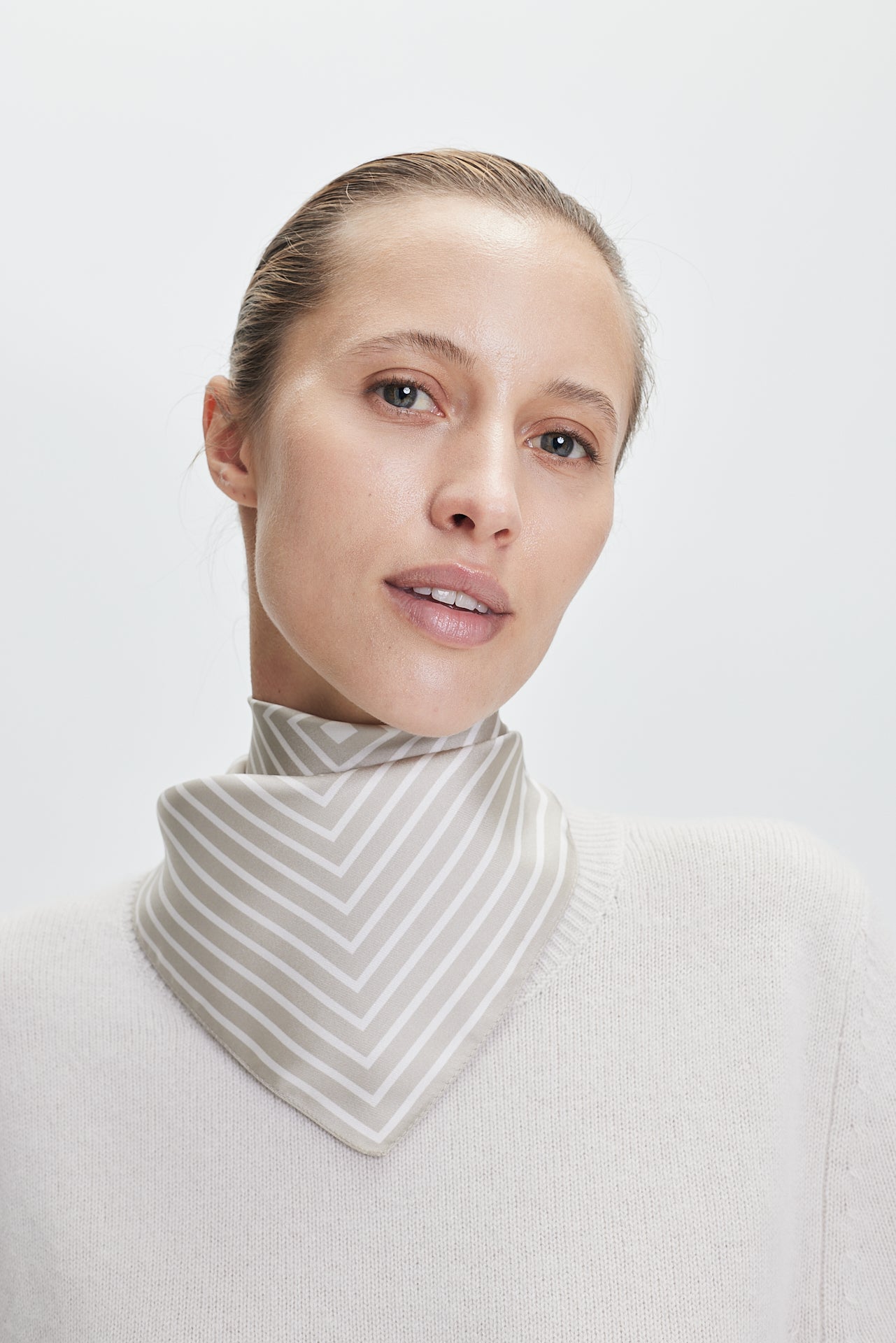 Silk Scarf Squares 50 Vanilla